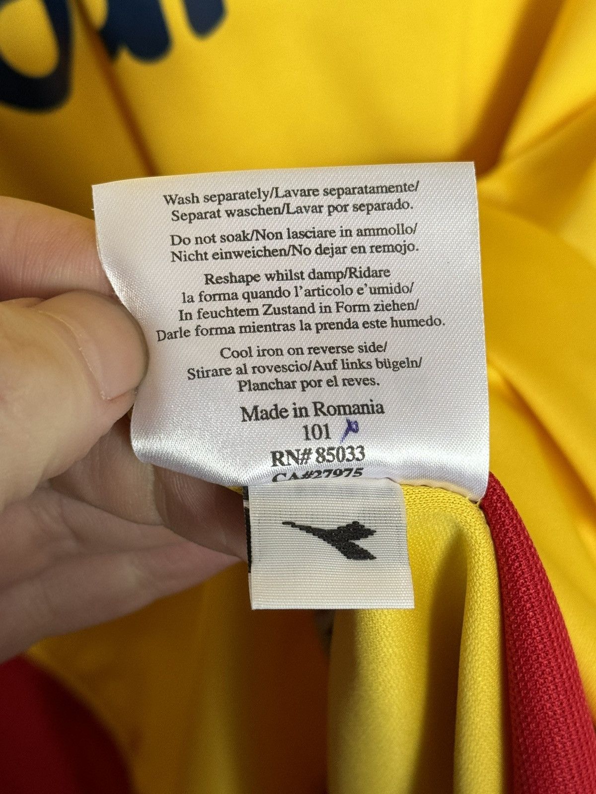 Diadora Watford 06/07 Home Football Jersey Size US M / EU 48-50 / 2 - 13 Thumbnail