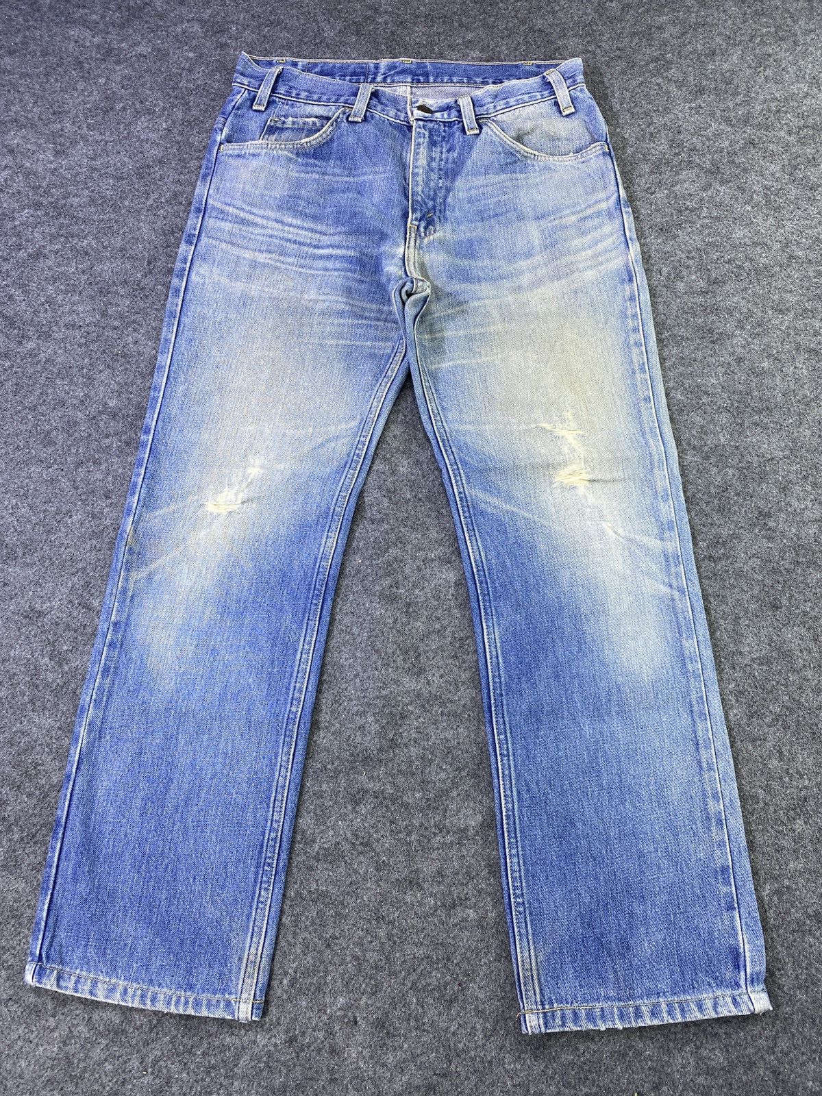 Jean × Levi's × Vintage Vintage Levis 519 Distressed Blue Wash Jeans - J964 Size US 31 - 2 Thumbnail