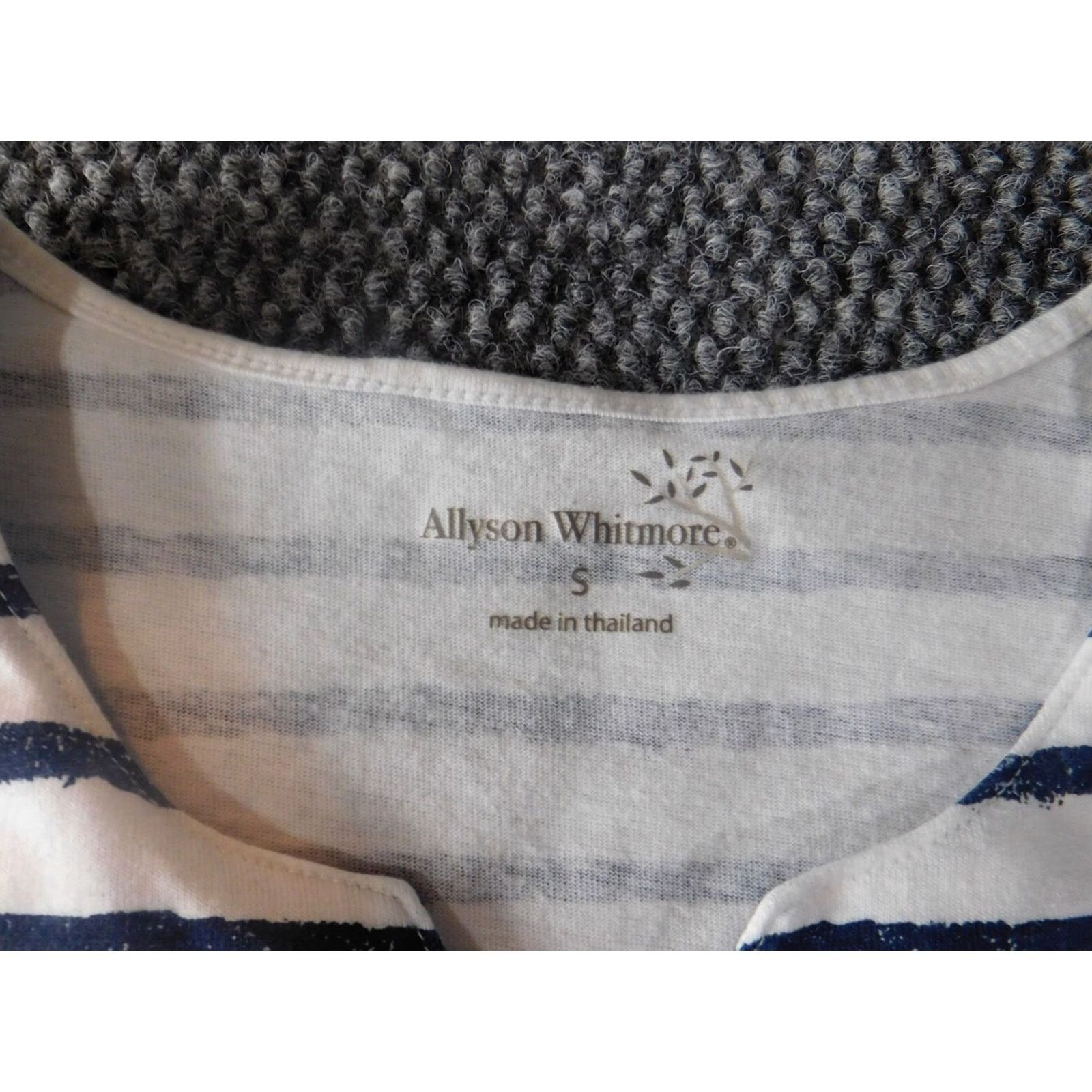 Vintage Allyson Whitmore Womens Blouse S Blue Stripe Crew Neck Pullover Casual Cotton Polyester Rayon Stretch Button Cap Sleeve Regular Size S / US 4 / IT 40 - 4 Thumbnail