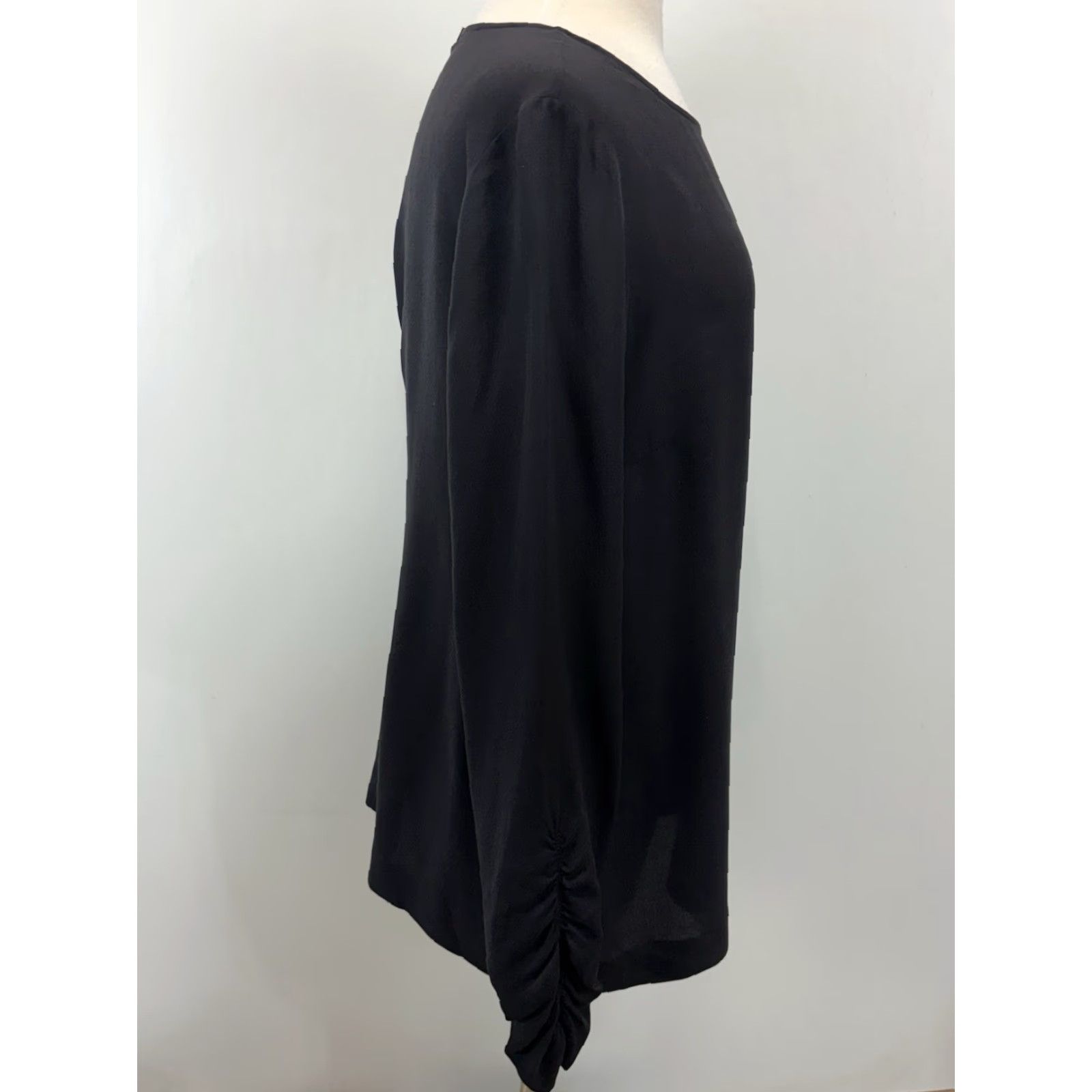 Tory Burch Vintage Tory Burch Women's Silk Blouse Sz 12 Black Tunic Long Sleeve Round Neck Classic Designer Size XL / US 12-14 / IT 48-50 - 4 Thumbnail