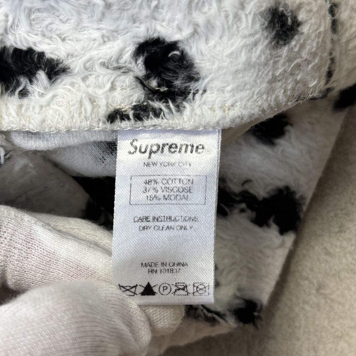 Supreme Supreme Dalmatian Faux Fur Belted Shorts SS14 Size US 30 / EU 46 - 6 Thumbnail