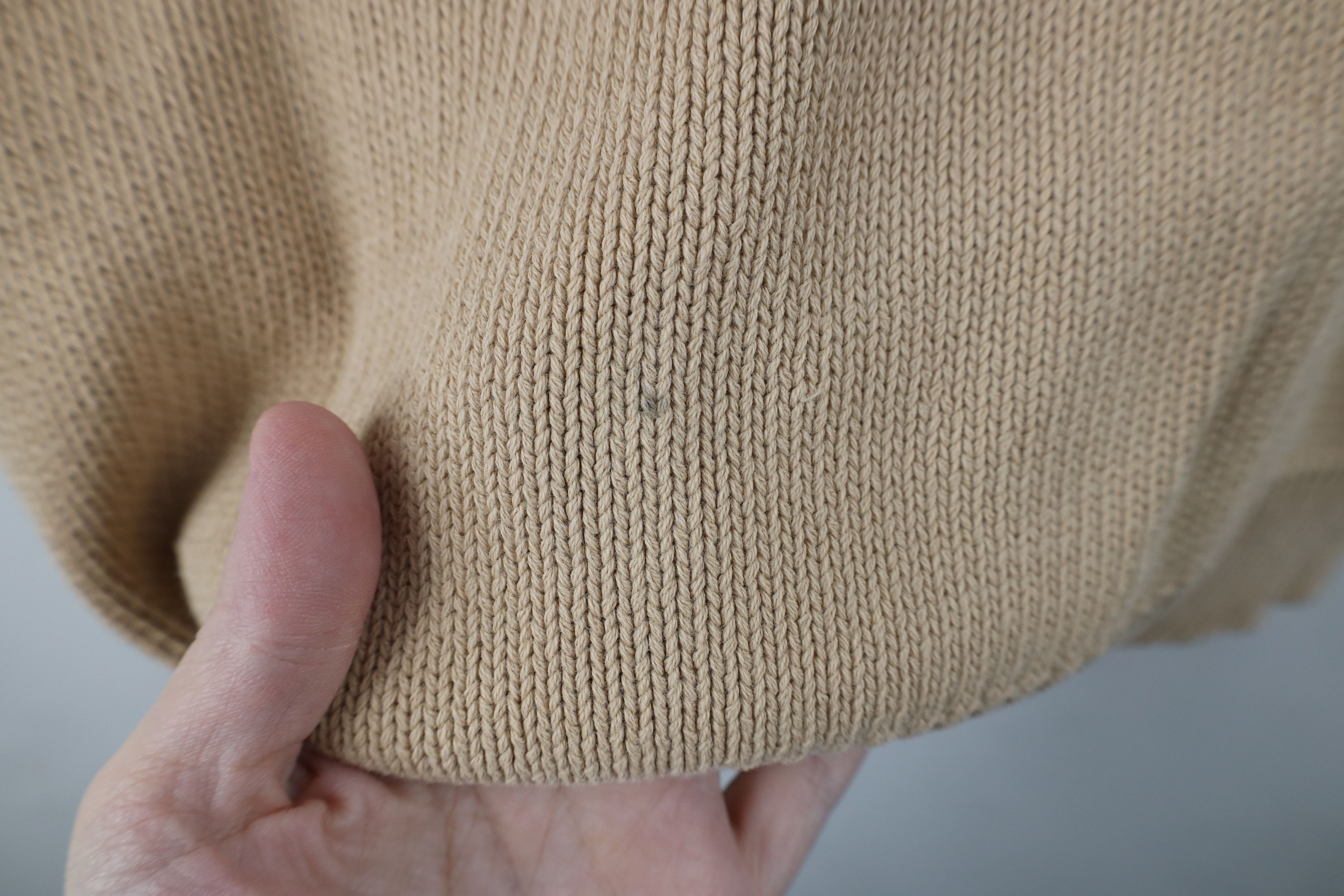 Vintage Vintage 90s Streetwear Blank Cotton Knit V-Neck Sweater Vest Size US L / EU 52-54 / 3 - 4 Thumbnail