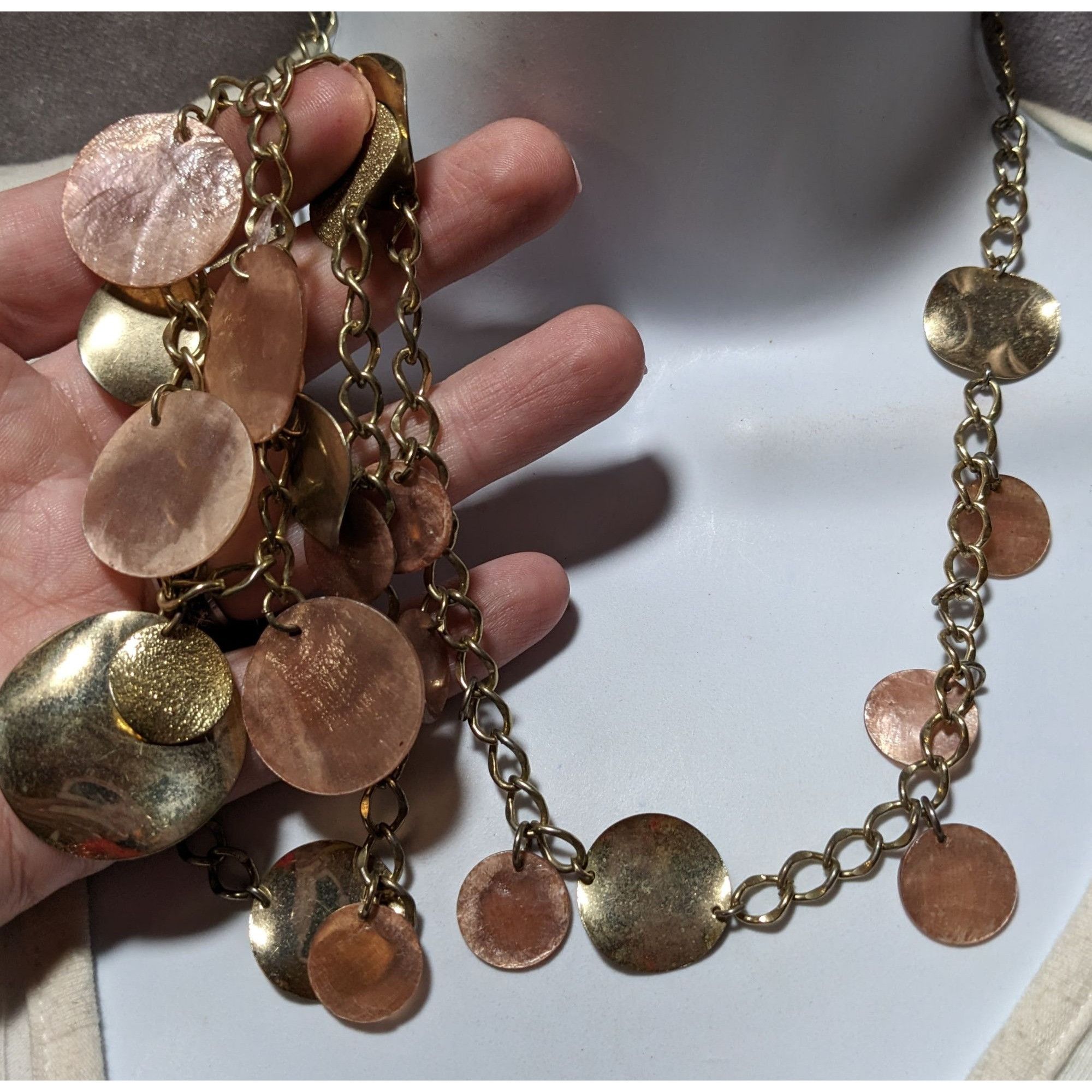 Other Retro Y2K Gold Shell Disc Charm Necklace Size ONE SIZE - 7 Thumbnail