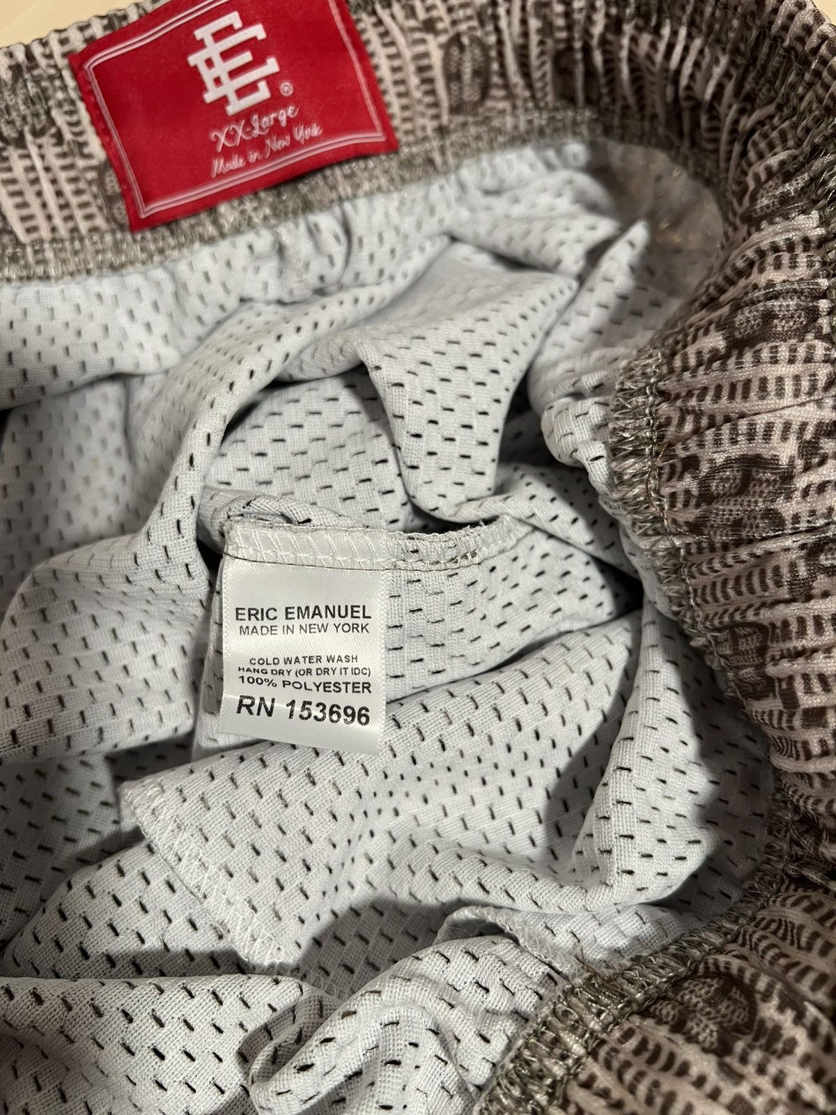 Eric Emanuel Eric Emanuel EE Print Gucci Basic Shorts Beige Black XXLarge Size US 38 / EU 54 - 5 Thumbnail