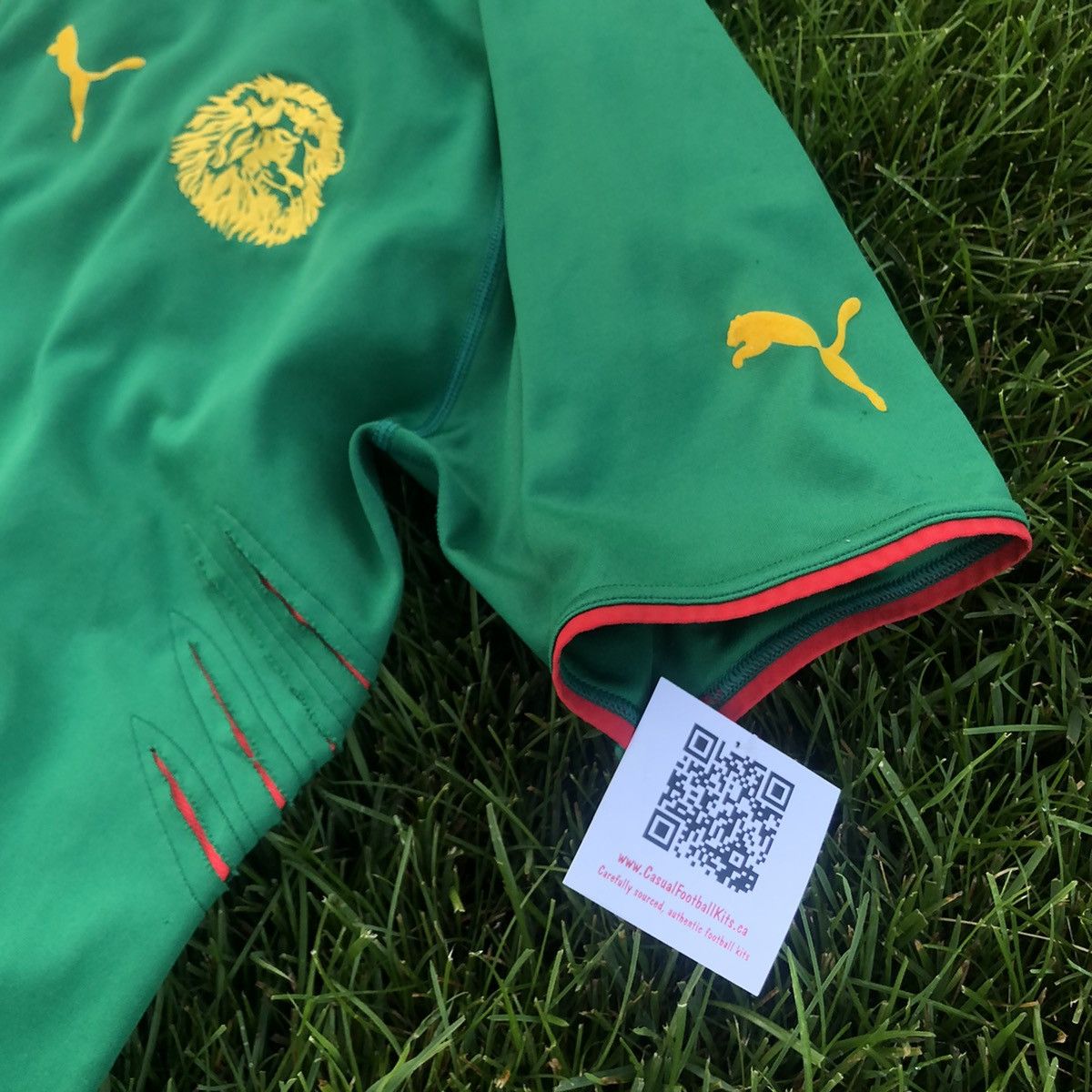 Puma Cameroon 2004 Puma home jersey Size US XL / EU 56 / 4 - 5 Thumbnail