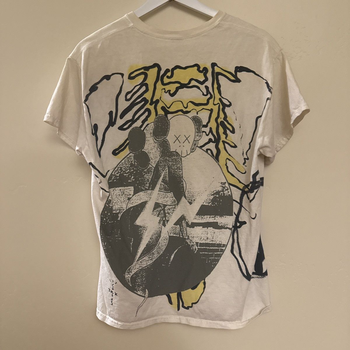 Cactus Plant Flea Market × Kaws Vintage Cactus Jack Flea Plant X KAWS Size US S / EU 44-46 / 1 - 1 Thumbnail