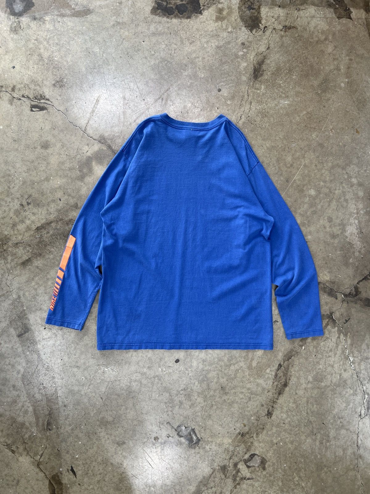 Nike Vintage Y2k Silver Tag Nike LS Tee Large Size US L / EU 52-54 / 3 - 4 Thumbnail