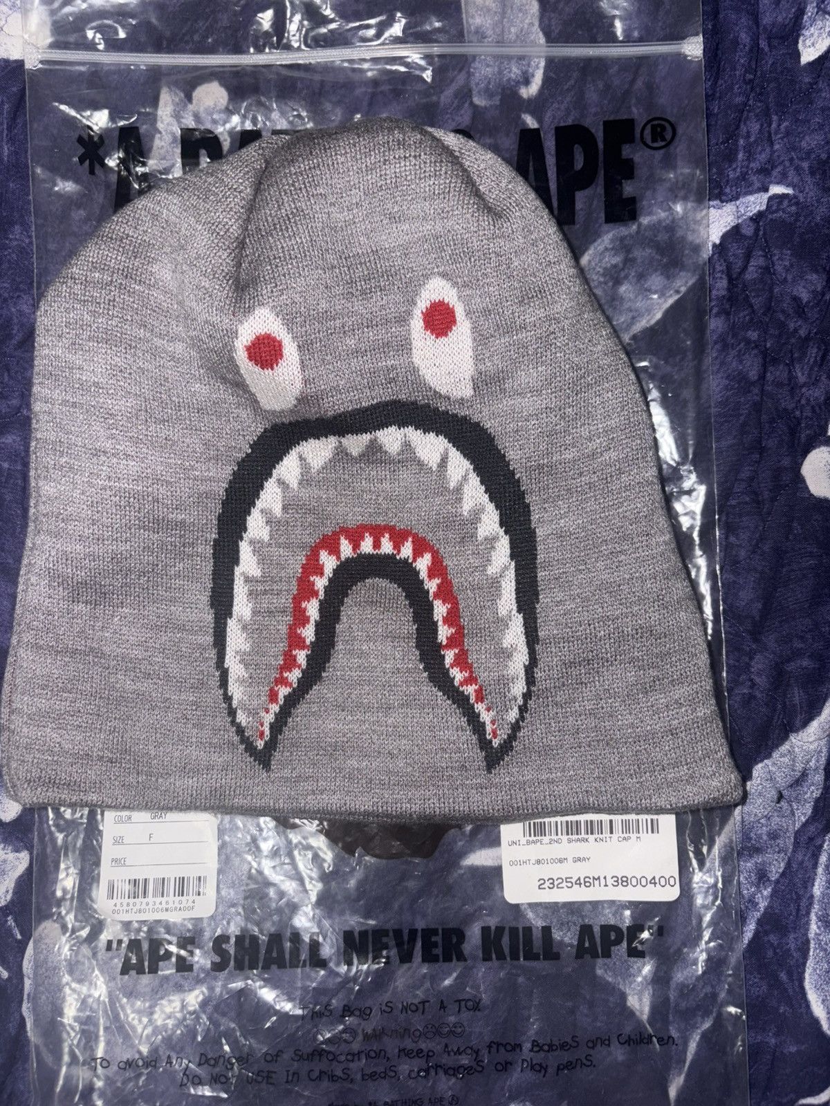 Bape Bape shark beanie gray Size ONE SIZE - 1 Thumbnail