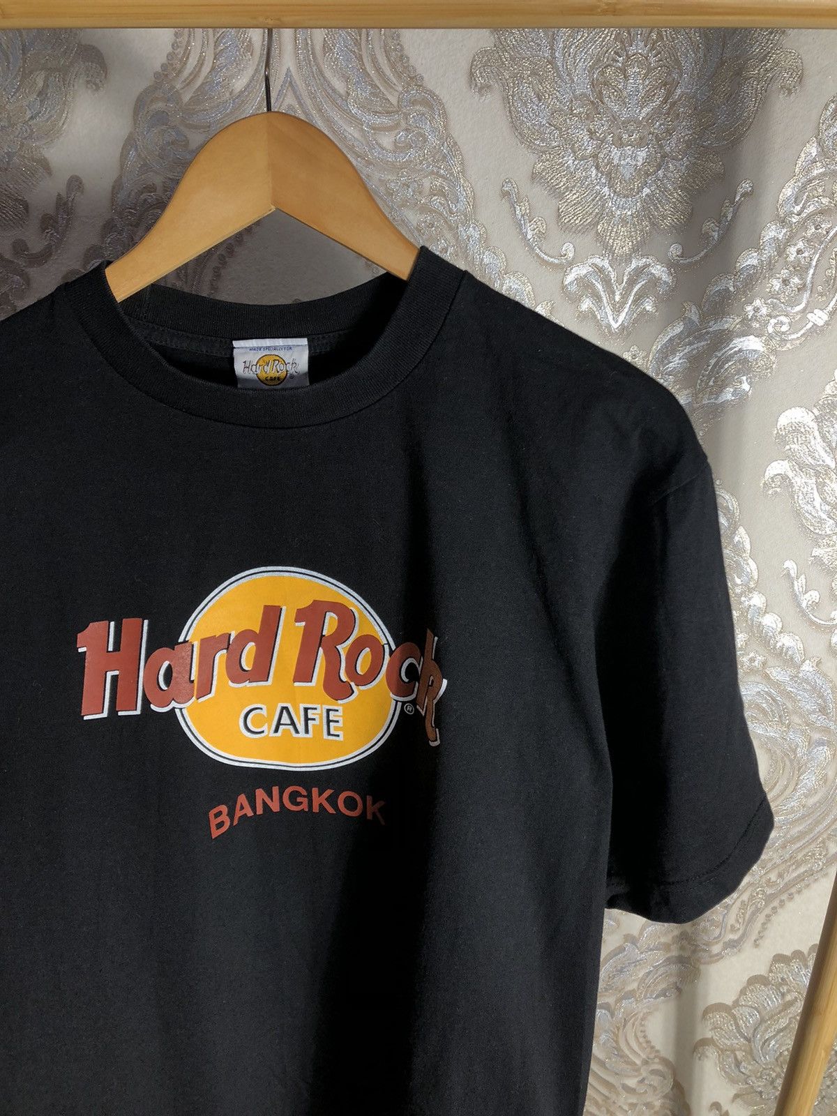 Hard Rock Cafe VERY RARE HARD ROCK CAFE BANGKOK RETRO T-SHIRT RETRO Y2K 90s Size US XL / EU 56 / 4 - 2 Thumbnail