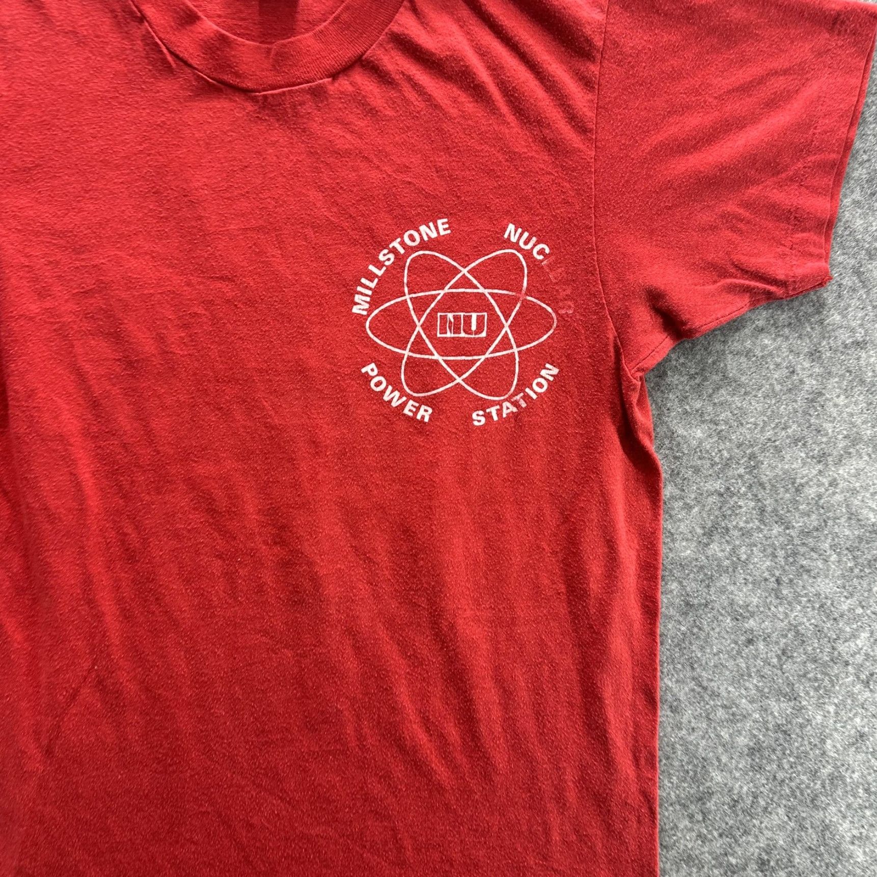Hanes VINTAGE Millstone Nuclear Power Station Shirt Mens S Red Hanes 80s Refueling Tee Size US S / EU 44-46 / 1 - 2 Thumbnail
