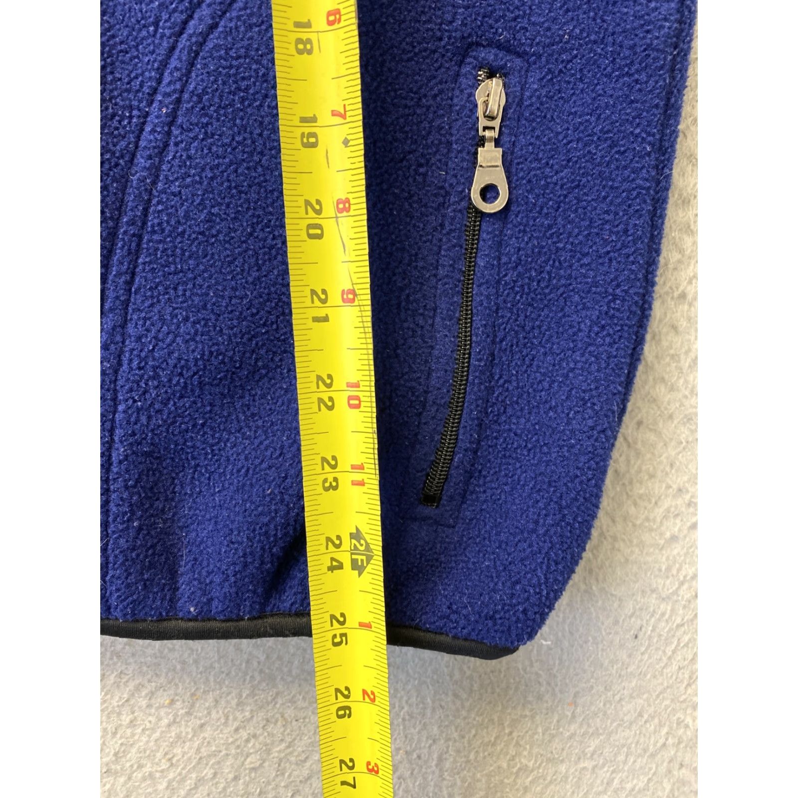 Champion VINTAGE Champion Vest Full Zip Fleece Outdoors Blue Men’s Size S Adults Unisex Pockets 90s 2000s Y2K Size US S / EU 44-46 / 1 - 7 Thumbnail