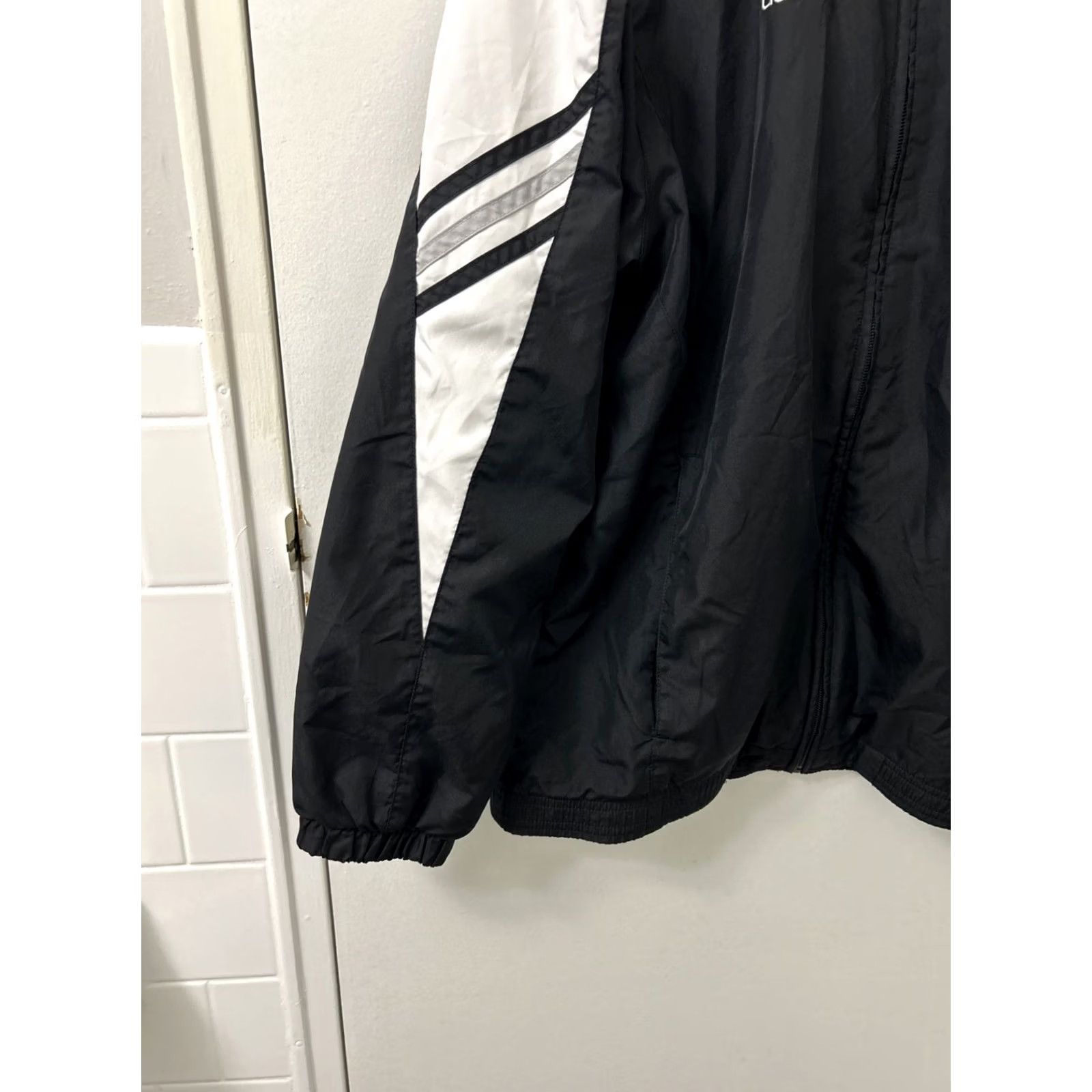 Adidas Adidas Track Jacket Womens XS Black White Full Zip Long Sleeve Tricot Pockets Breathable Lightweight Easy Care Size XS / US 0-2 / IT 36-38 - 5 Thumbnail