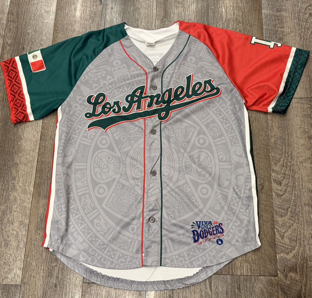 Other Los Angeles Dodgers Mexican Heritage Night Jersey SGA size M Size US M / EU 48-50 / 2 - 1 Thumbnail