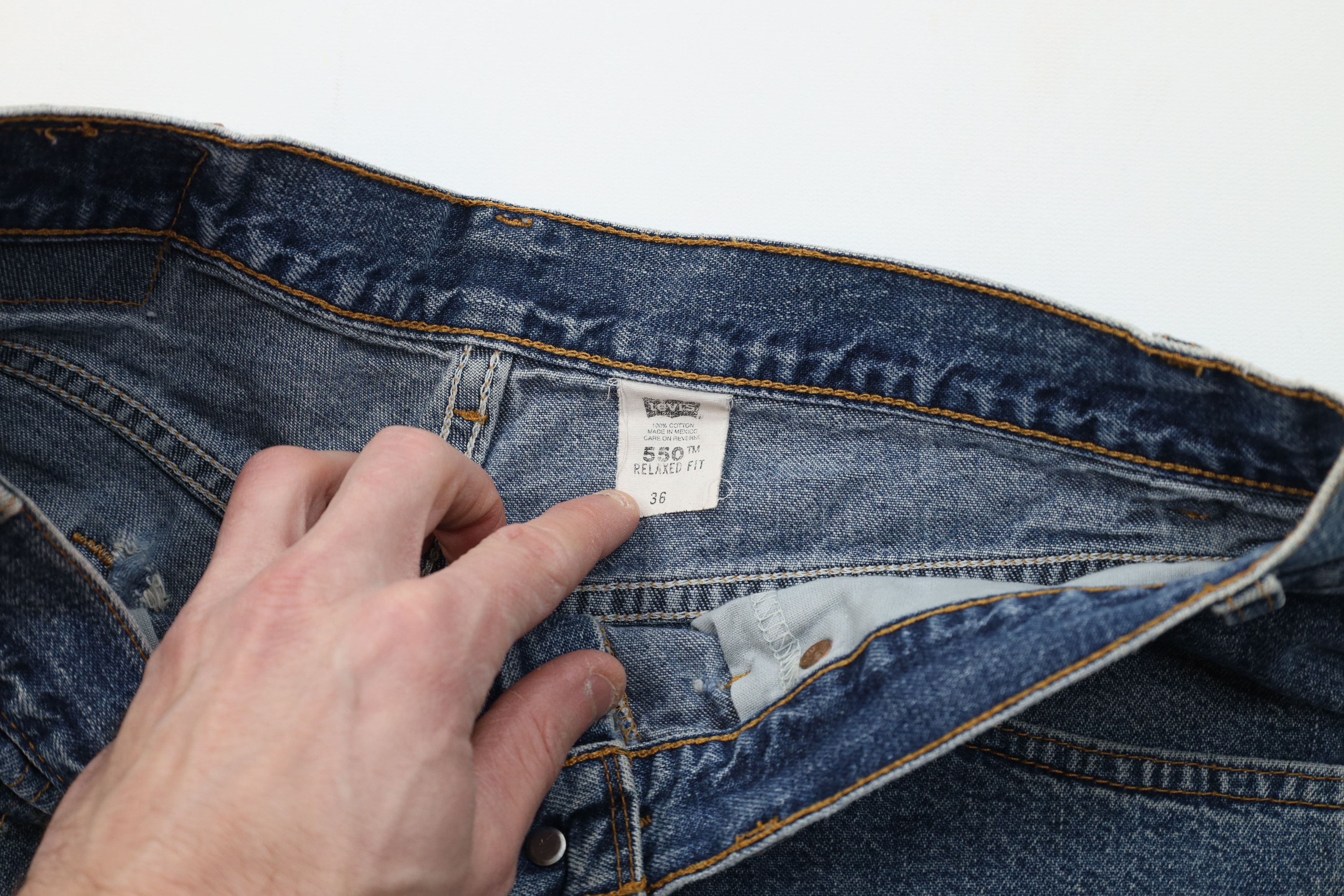 Levi's Vintage 90s Levis 550 Fit Denim Jean Shorts Blue Size US 36 / EU 52 - 6 Thumbnail