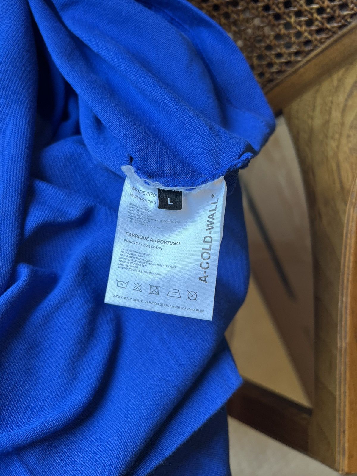 A-COLD-WALL* A-COLD-WALL Bright Blue T-shirt size (m/l) Size US L / EU 52-54 / 3 - 4 Thumbnail