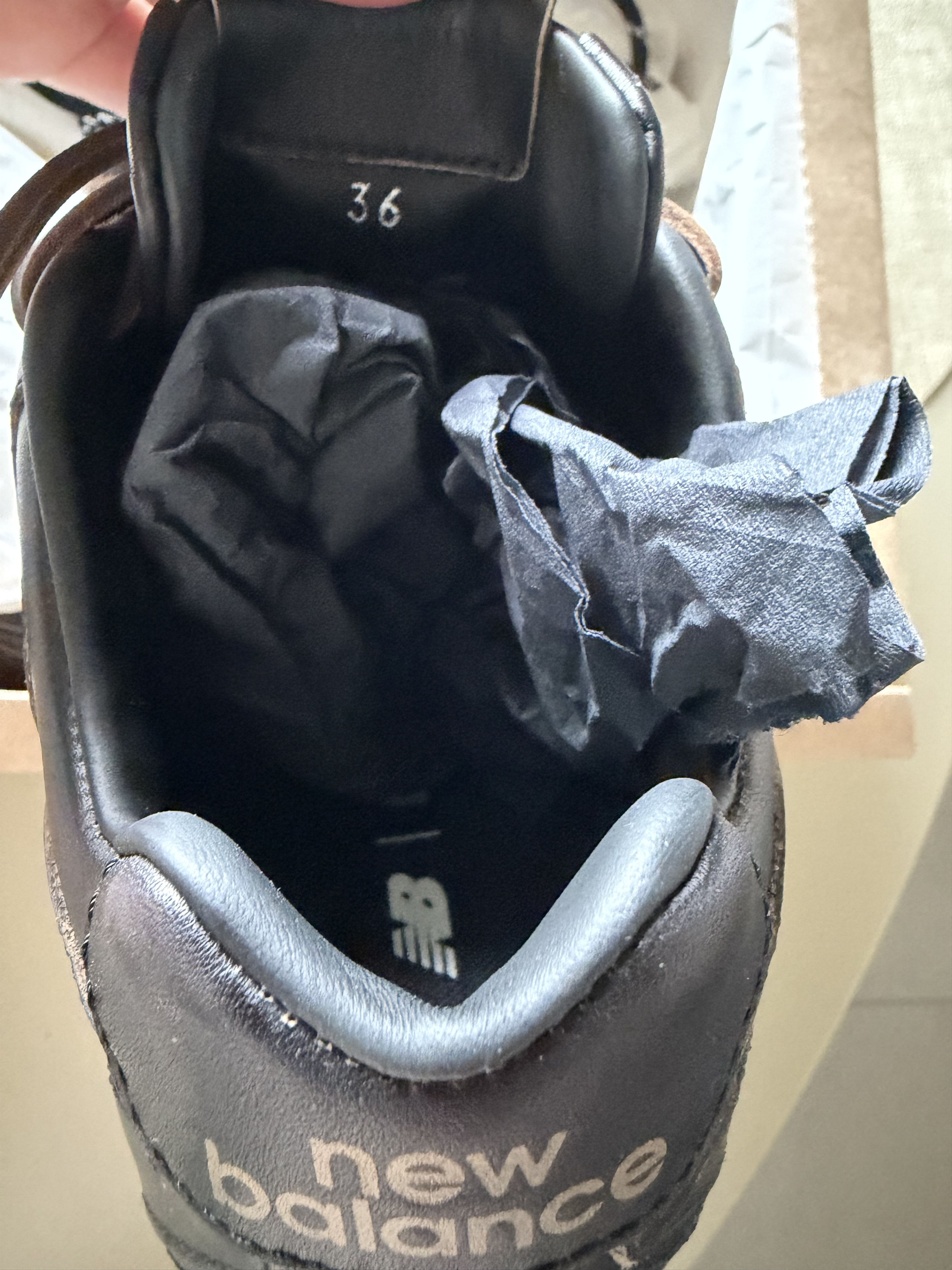Miu Miu × New Balance Authentic Miu Miu sneakers in size 36 (US 6) Size US 6 / IT 36 - 10 Thumbnail