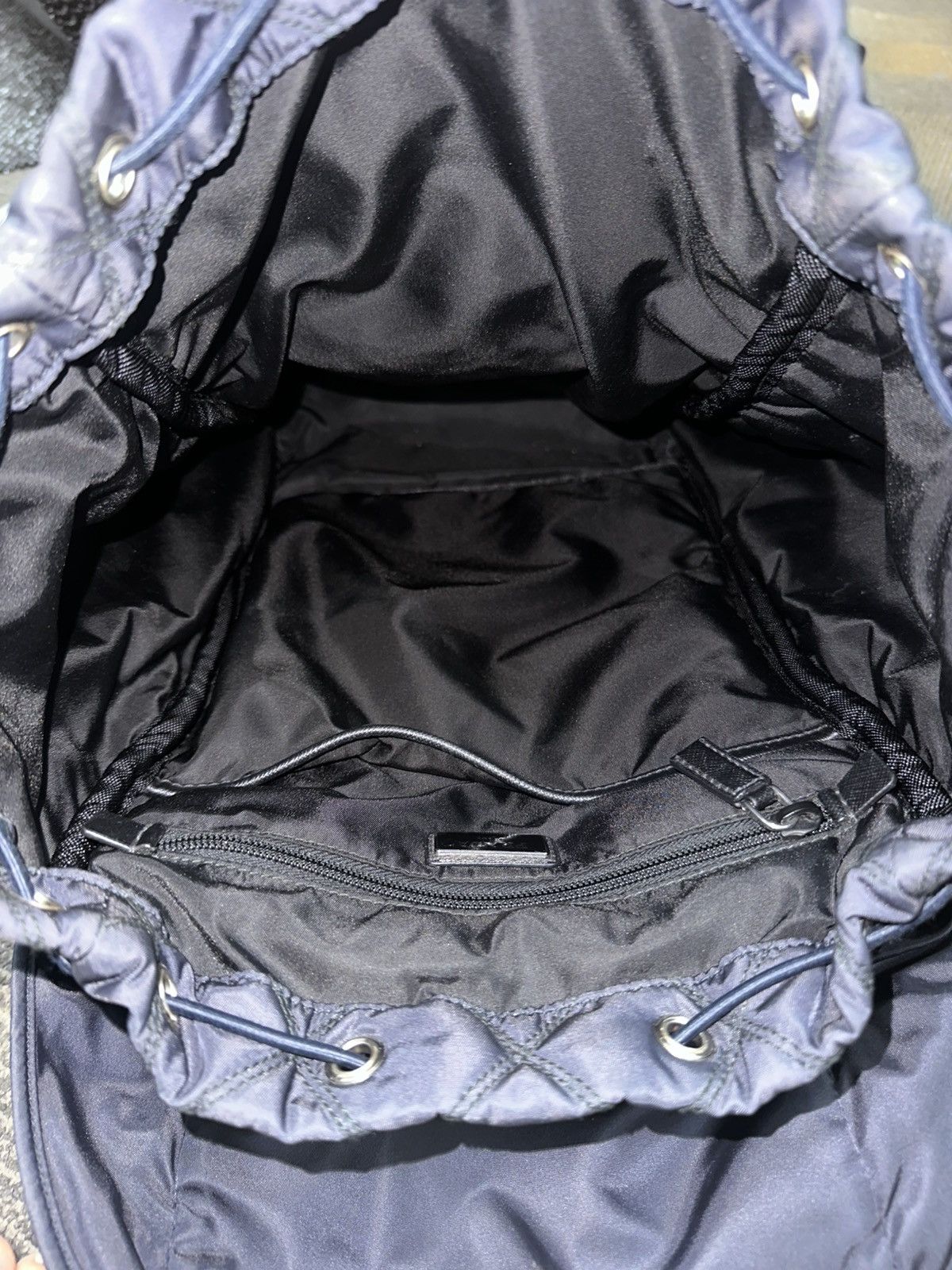 Prada Prada Quilted triangle logo backpack Size ONE SIZE - 19 Thumbnail