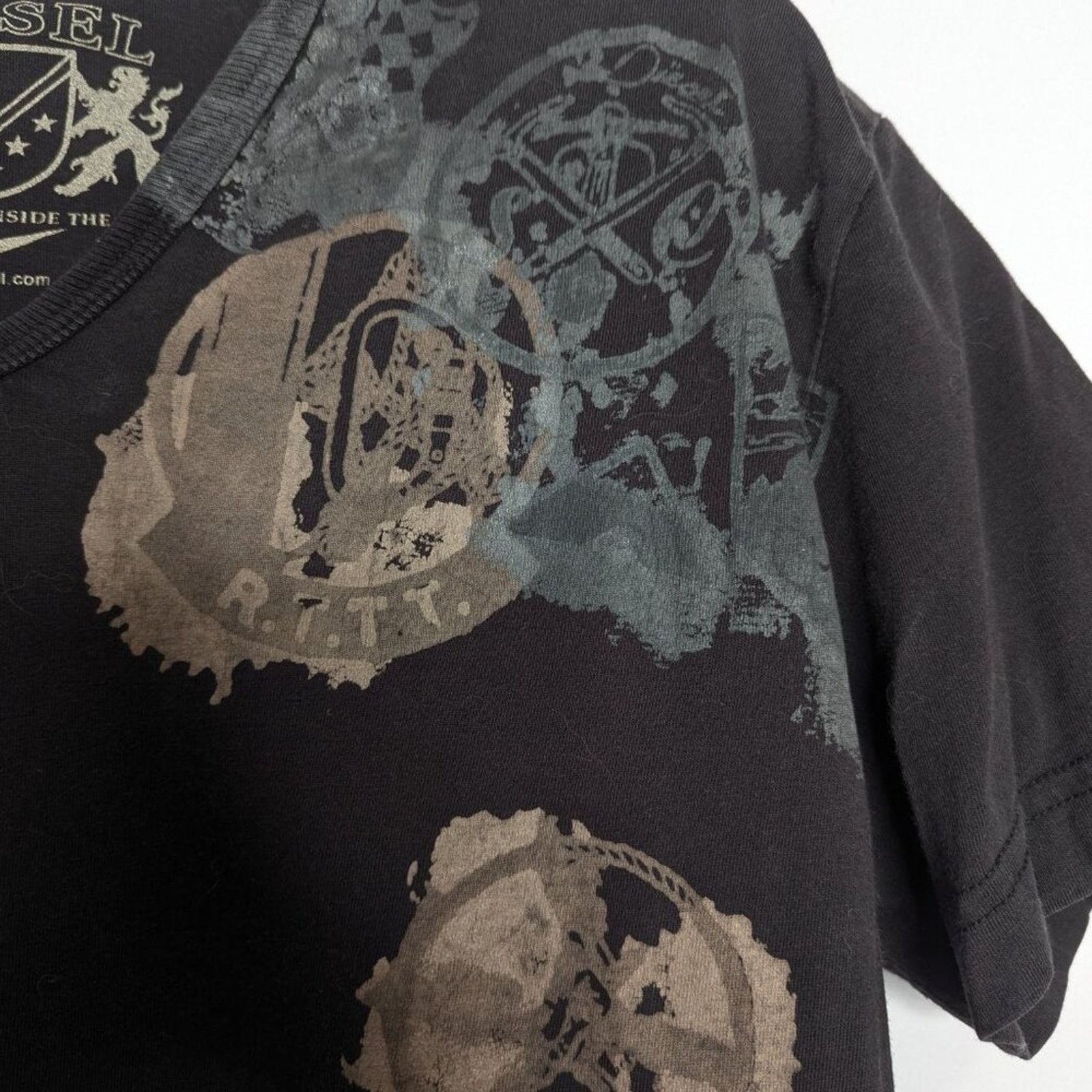 Diesel Diesel Vintage Y2K Gray Graphic Tee Short Sleeve V-Neck Slim Size M / US 6-8 / IT 42-44 - 5 Thumbnail