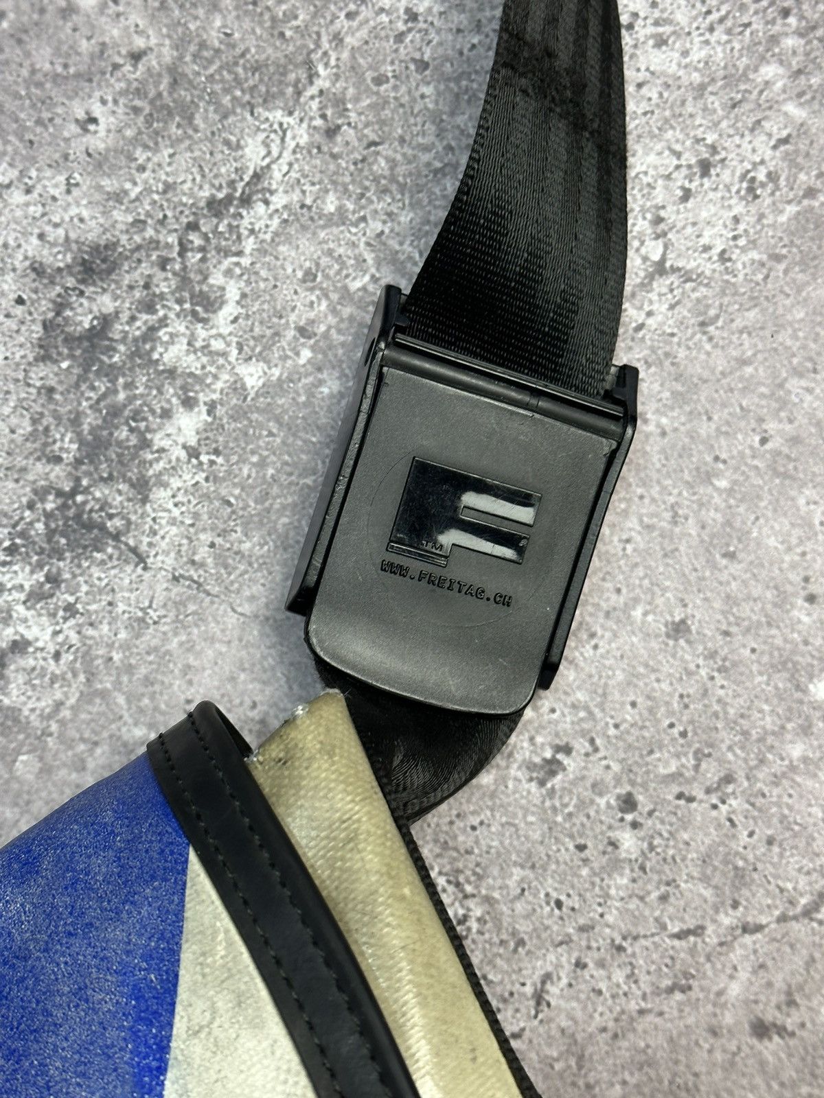 Freitag × Vintage VINTAGE FREITAG SHOULDER BAG WATERPROOF RECYCLED BACKPACK Size ONE SIZE - 7 Thumbnail