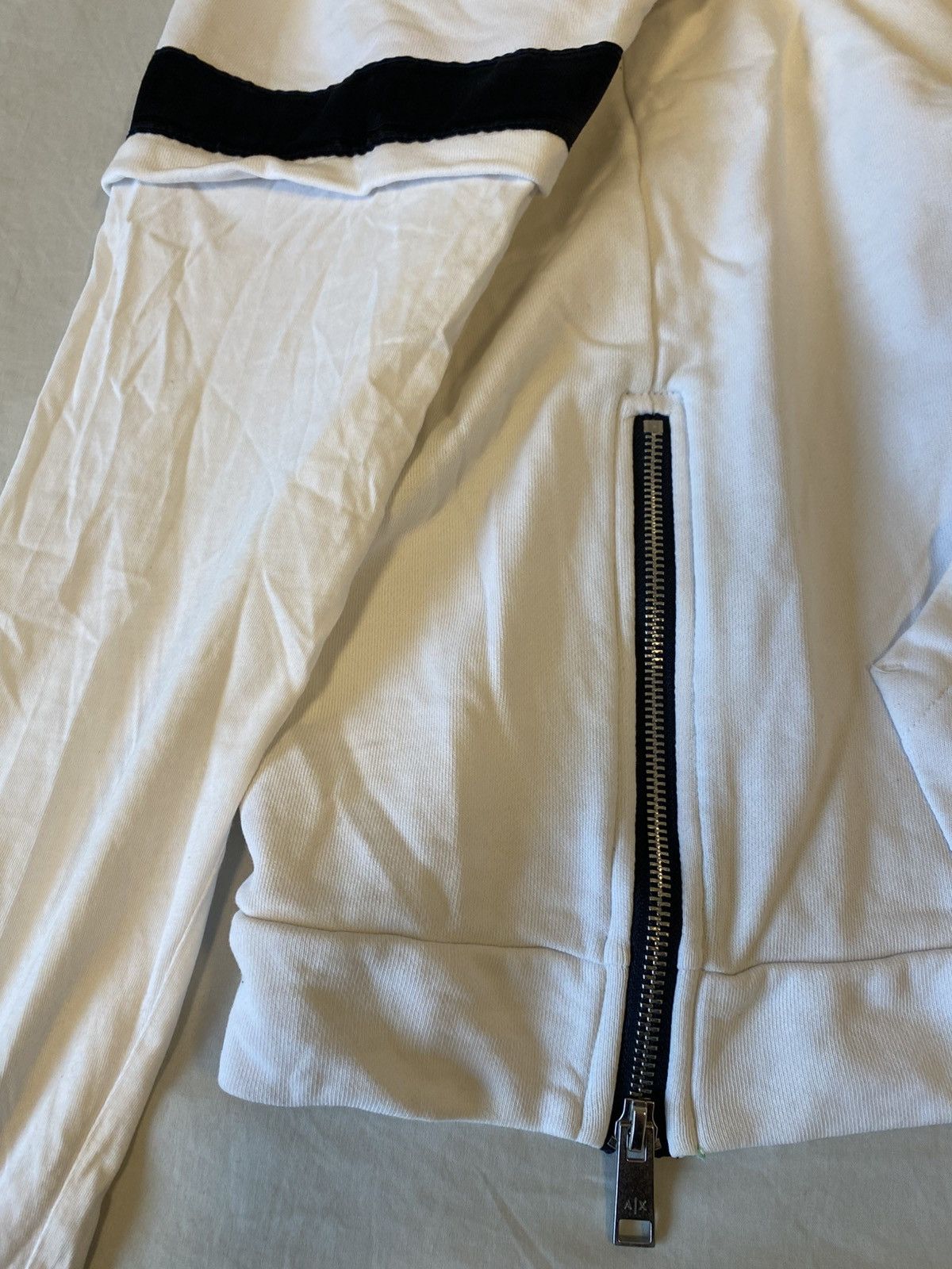 Armani short sleeve hoodie Size US M / EU 48-50 / 2 - 3 Thumbnail