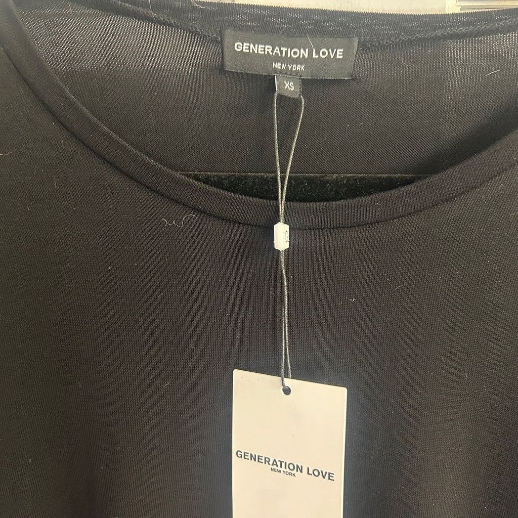 Generation Love Women's Generation Love Black Top XS satin sleeves Size XS / US 0-2 / IT 36-38 - 2 Thumbnail