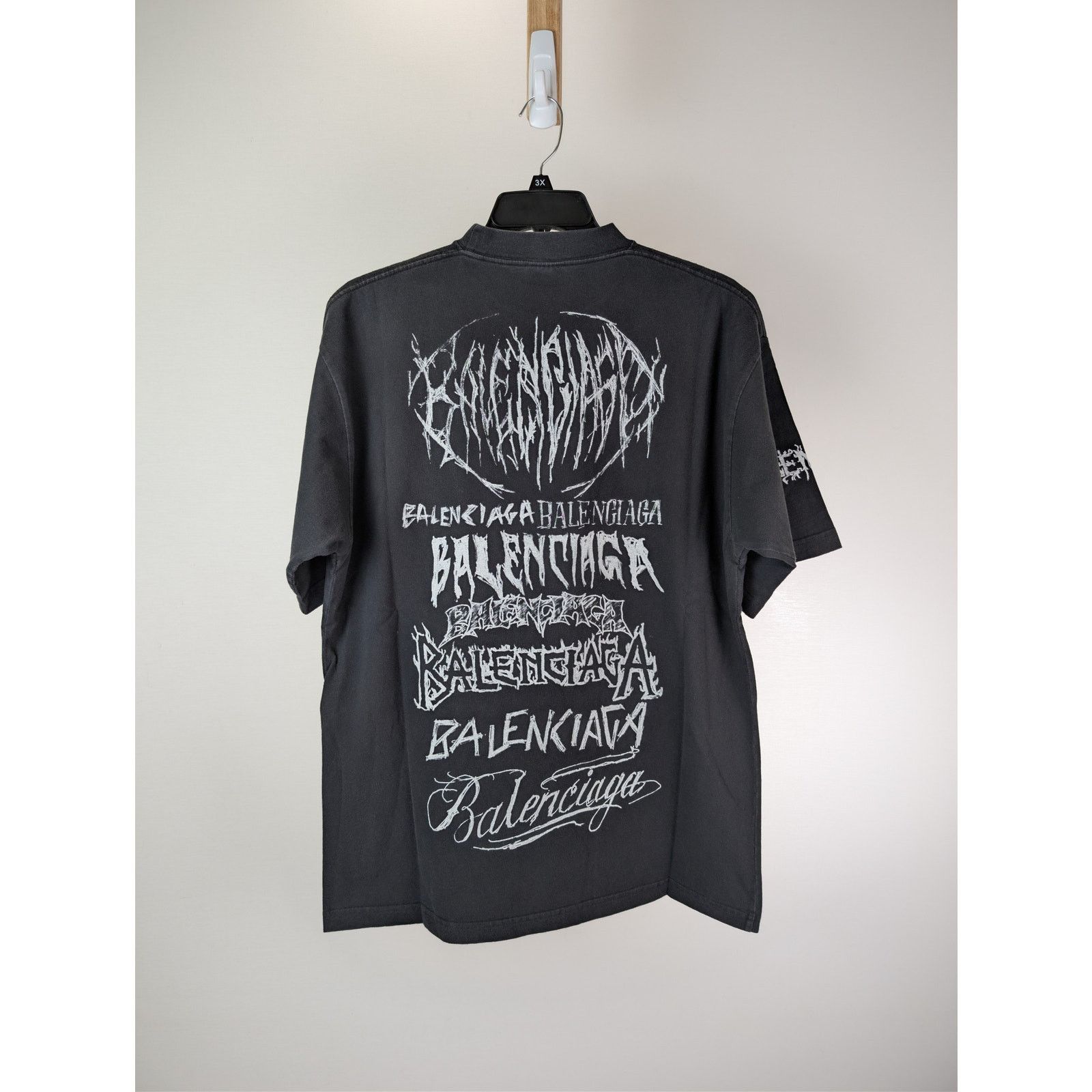Balenciaga o1rshd1 Heavy Graphic Print DIY Metal Logo T-shirt in Black Size US M / EU 48-50 / 2 - 9 Thumbnail