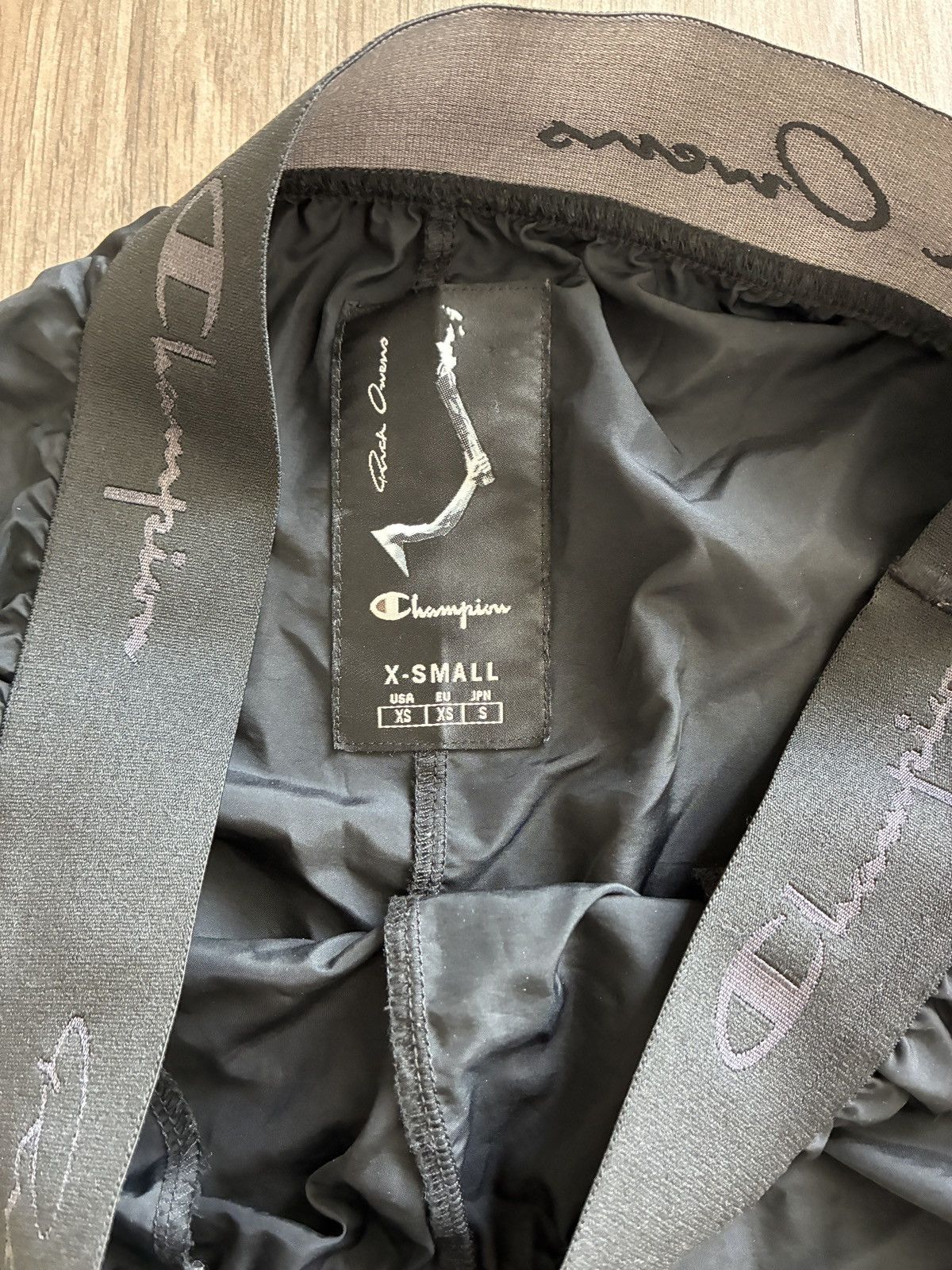 Champion × Rick Owens NYLON SWEAT PANTS - UNISEX Size US 26 / EU 42 - 4 Thumbnail