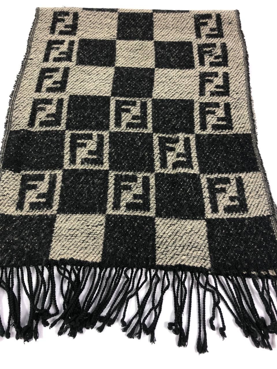 Fendi Fendi Scarf / Muffler / Neckwear FS330 Size ONE SIZE - 9 Thumbnail