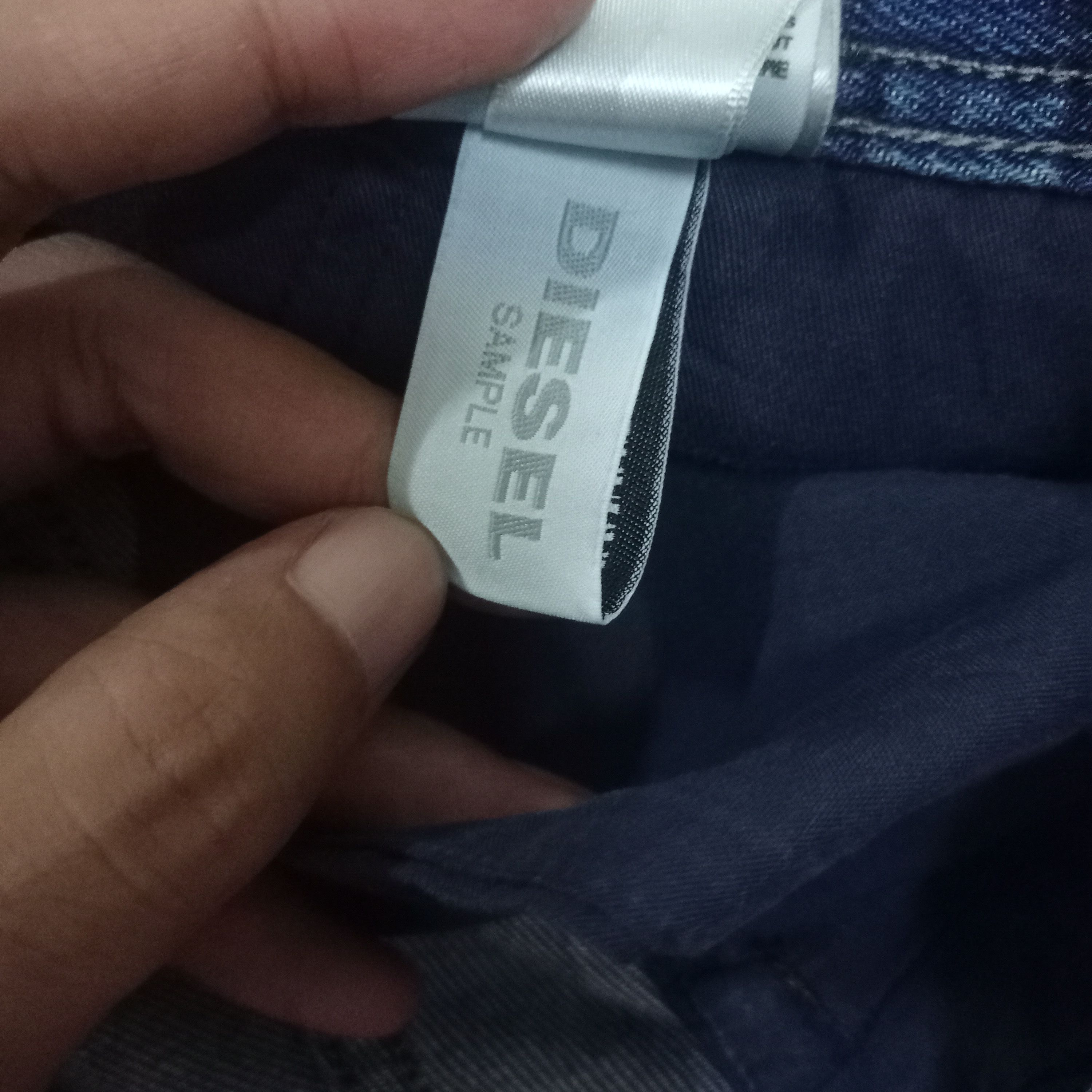 Diesel Vintage Diesel 7 Pockets Blue Wash Distressed Jeans Size US 32 / EU 48 - 12 Thumbnail
