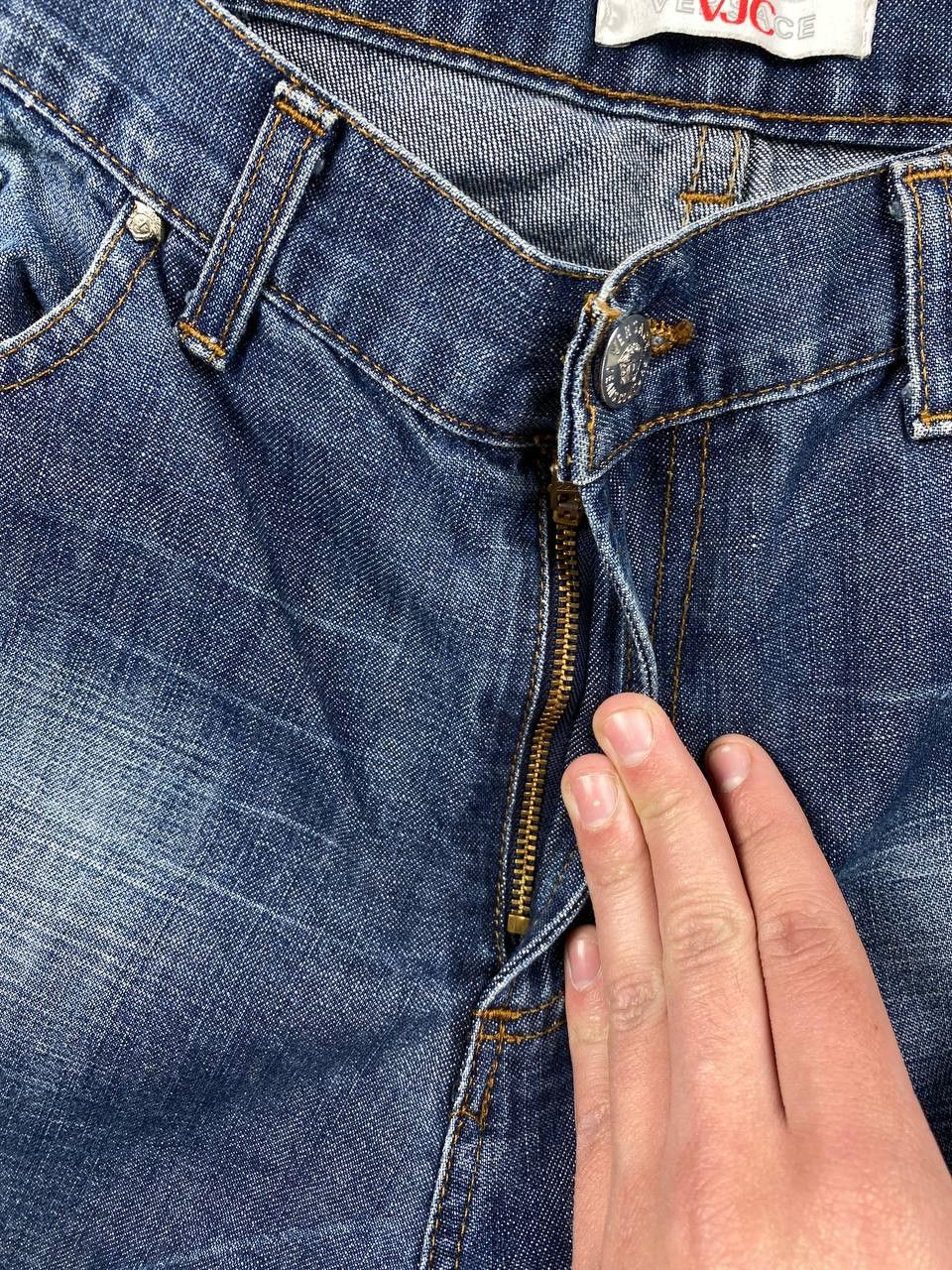 Versace Vintage Versace Jeans Denim Big Logo VJC Men Size 32 Blue Size US 32 / EU 48 - 10 Thumbnail