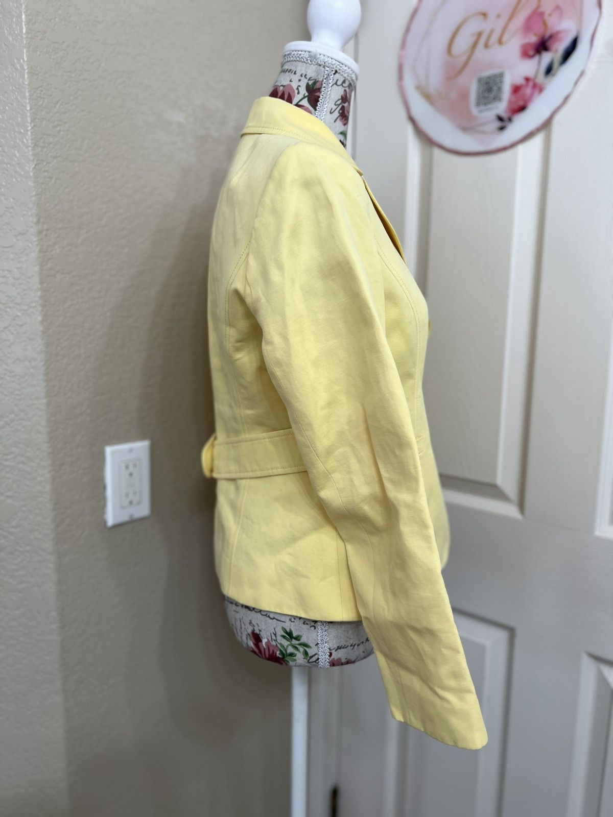 Talbots Talbots Soft Yellow Two-Button Tailored Blazer Size S / US 4 / IT 40 - 2 Thumbnail