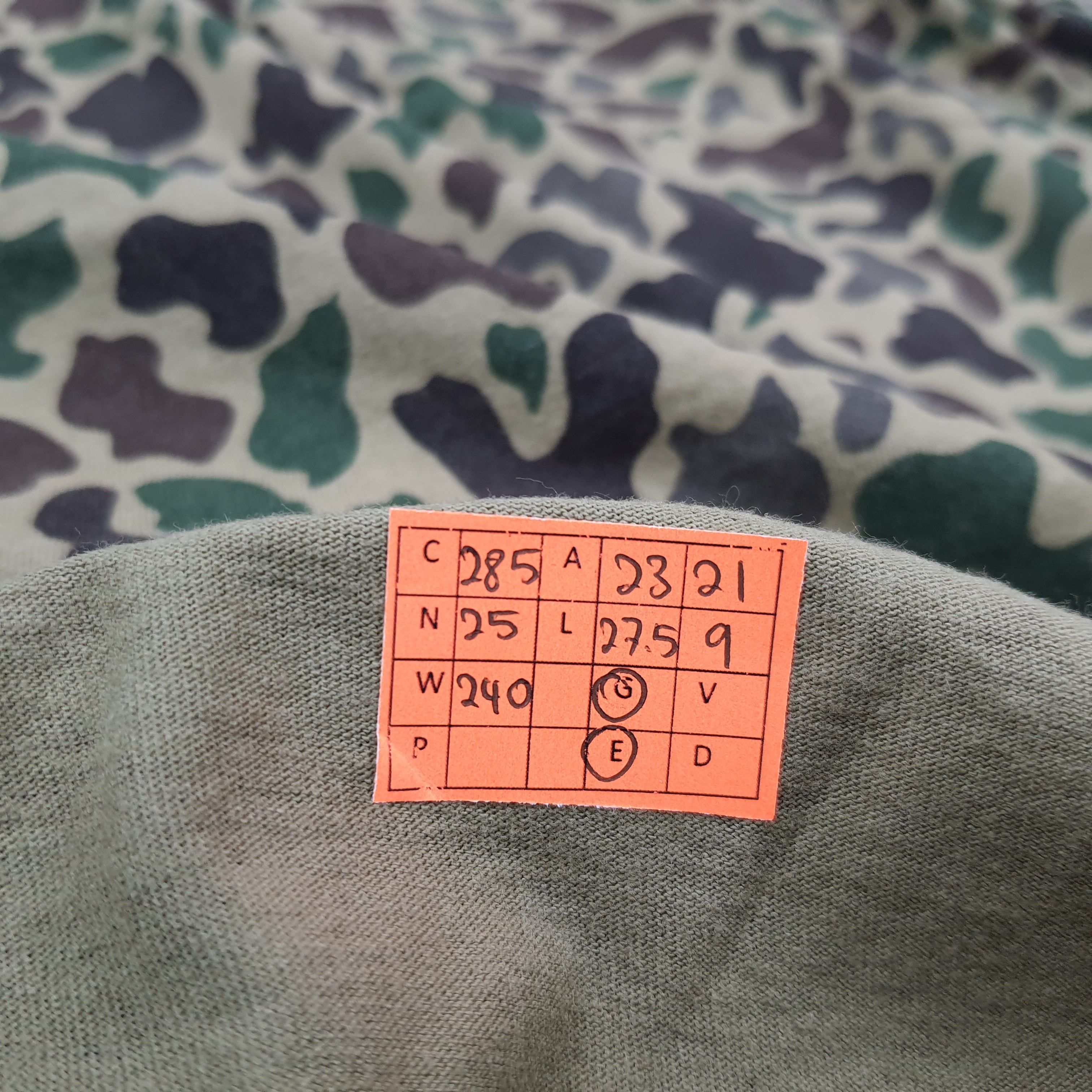 Vintage Global Work Japan Brand Hunter Camo T-Shirt C285N25