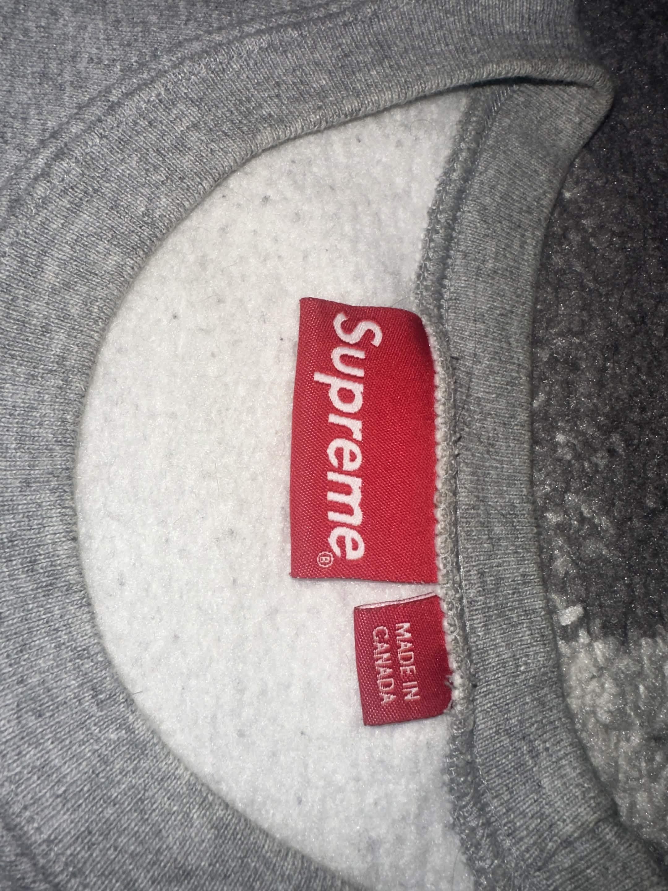 Supreme FW22 Box Logo Sweatshirt Grey L Size US L / EU 52-54 / 3 - 2 Thumbnail