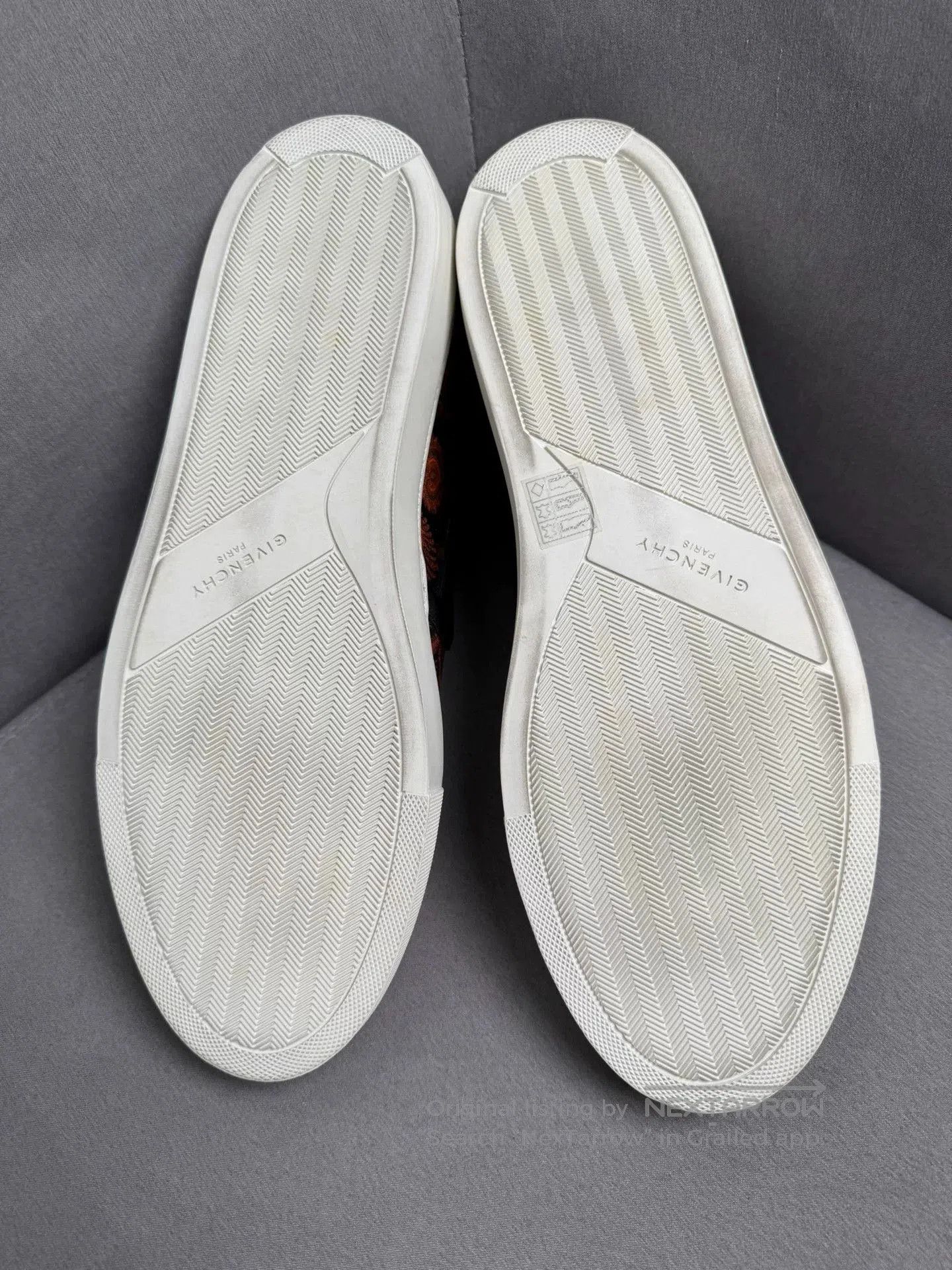 Givenchy Givenchy Graffiti Sneakers. Size US 11 / EU 44 - 6 Thumbnail