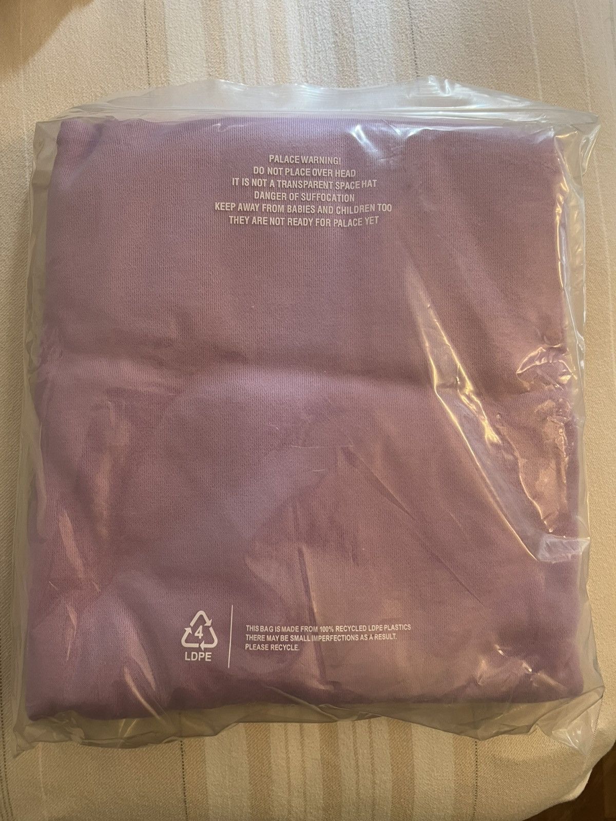 Palace PALACE OUTLINE P-3 CREW BLOOM PURPLE Sweatshirt Size XL Size US XL / EU 56 / 4 - 6 Thumbnail