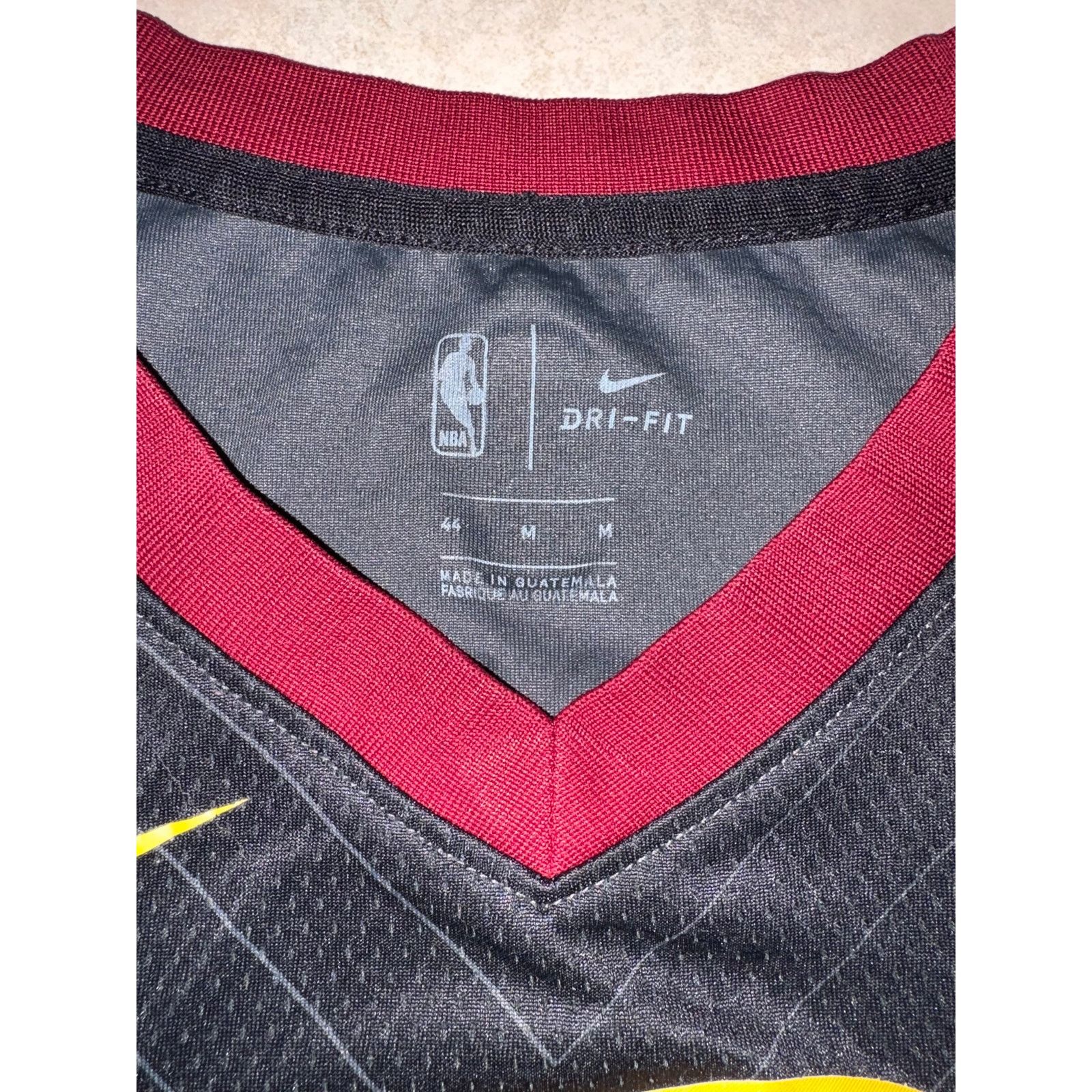 Nike Nike Cleveland cavaliers LeBron medium swingman 44 Size US M / EU 48-50 / 2 - 2 Thumbnail