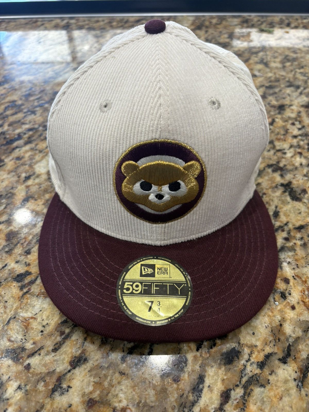 Lids Chicago Cubs corduroy hat 7 3/4 Size ONE SIZE - 1 Thumbnail
