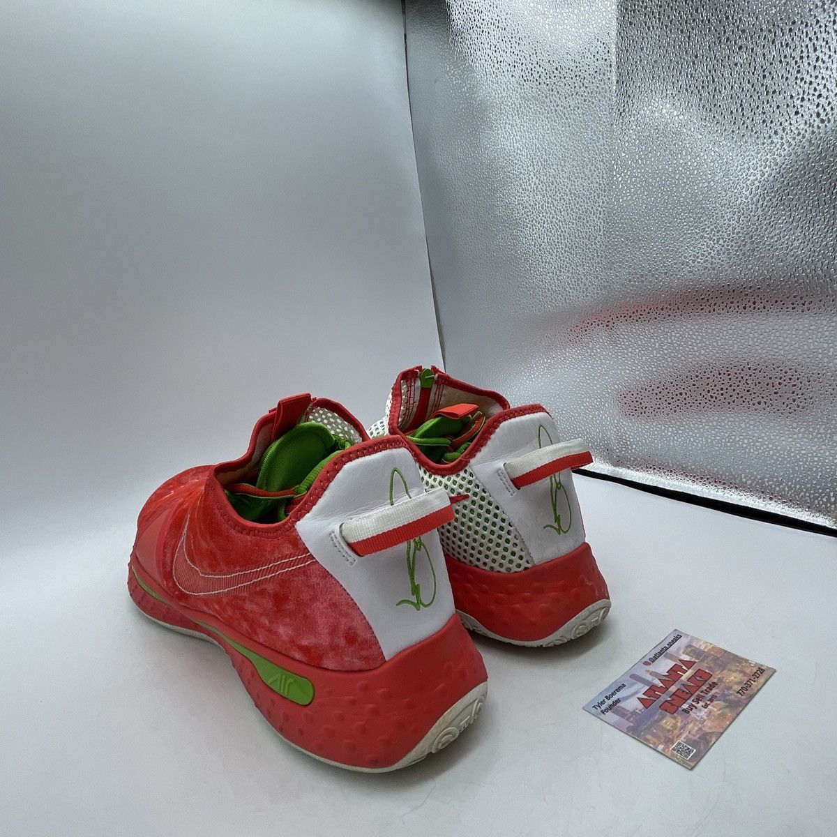 Nike PG 4 Christmas Size US 13 / EU 46 - 4 Thumbnail