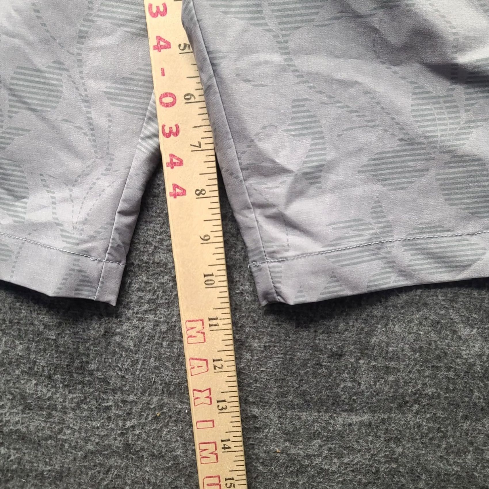 TravisMathew Travis Mathew Shorts Mens 36 Regular Fit Golf Performance Atlantic Ocean Floral Chino Moisture Wicking Pockets Stretch Gray Size US 36 / EU 52 - 6 Thumbnail