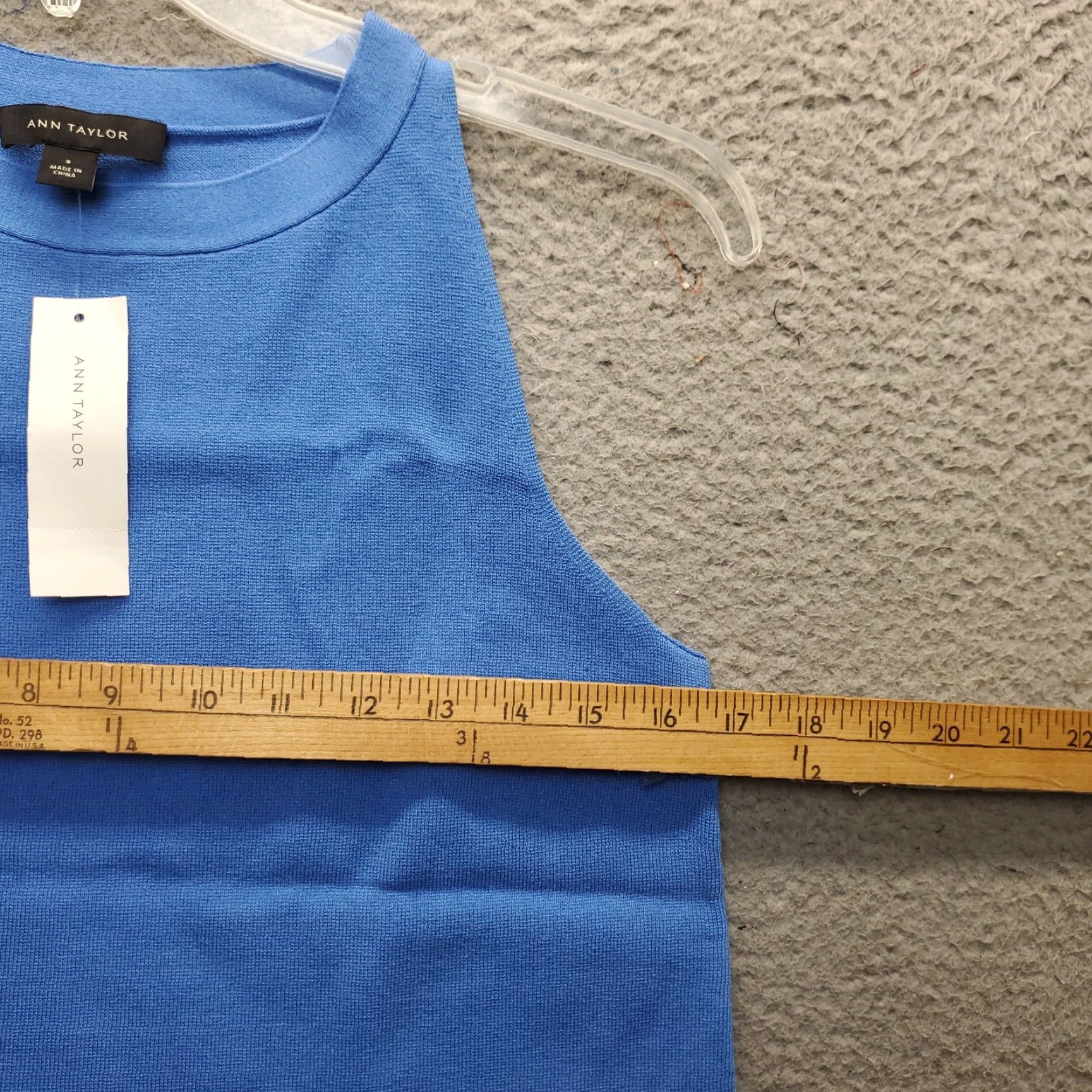 Ann Taylor Ann Taylor Sweater Vest Womens S Blue Viscose Sleeveless Crew Neck Pullover Size S / US 4 / IT 40 - 4 Thumbnail