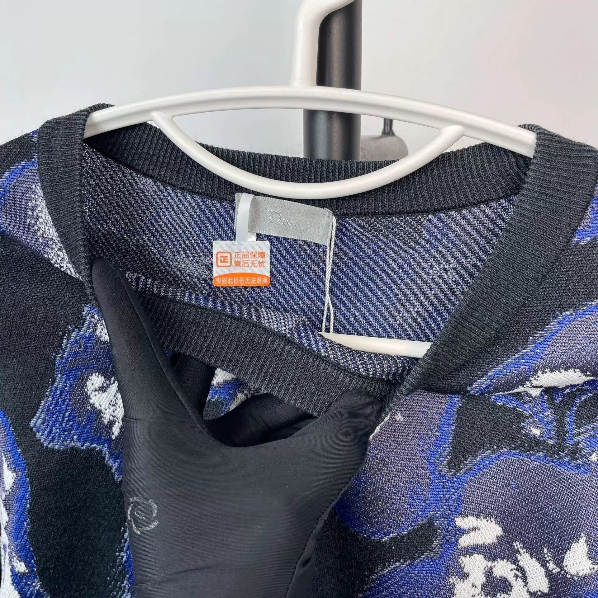 Dior Dior 95 New blue knit long-sleeve Size US L / EU 52-54 / 3 - 7 Thumbnail