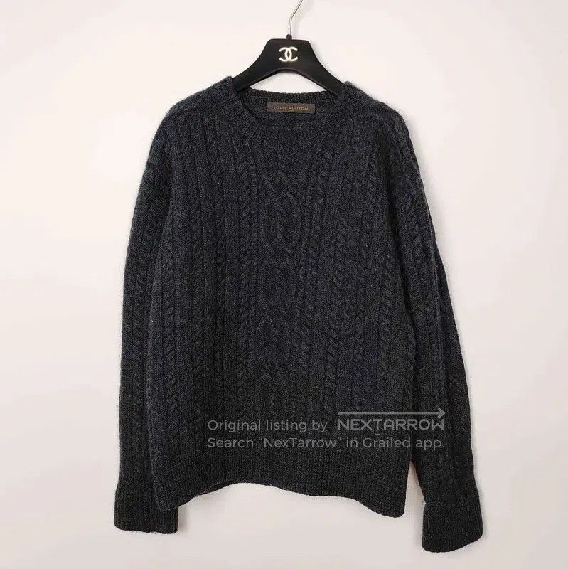Louis Vuitton Louis Vuitton Black Knit Sweater for Men . Size US L / EU 52-54 / 3 - 1 Thumbnail