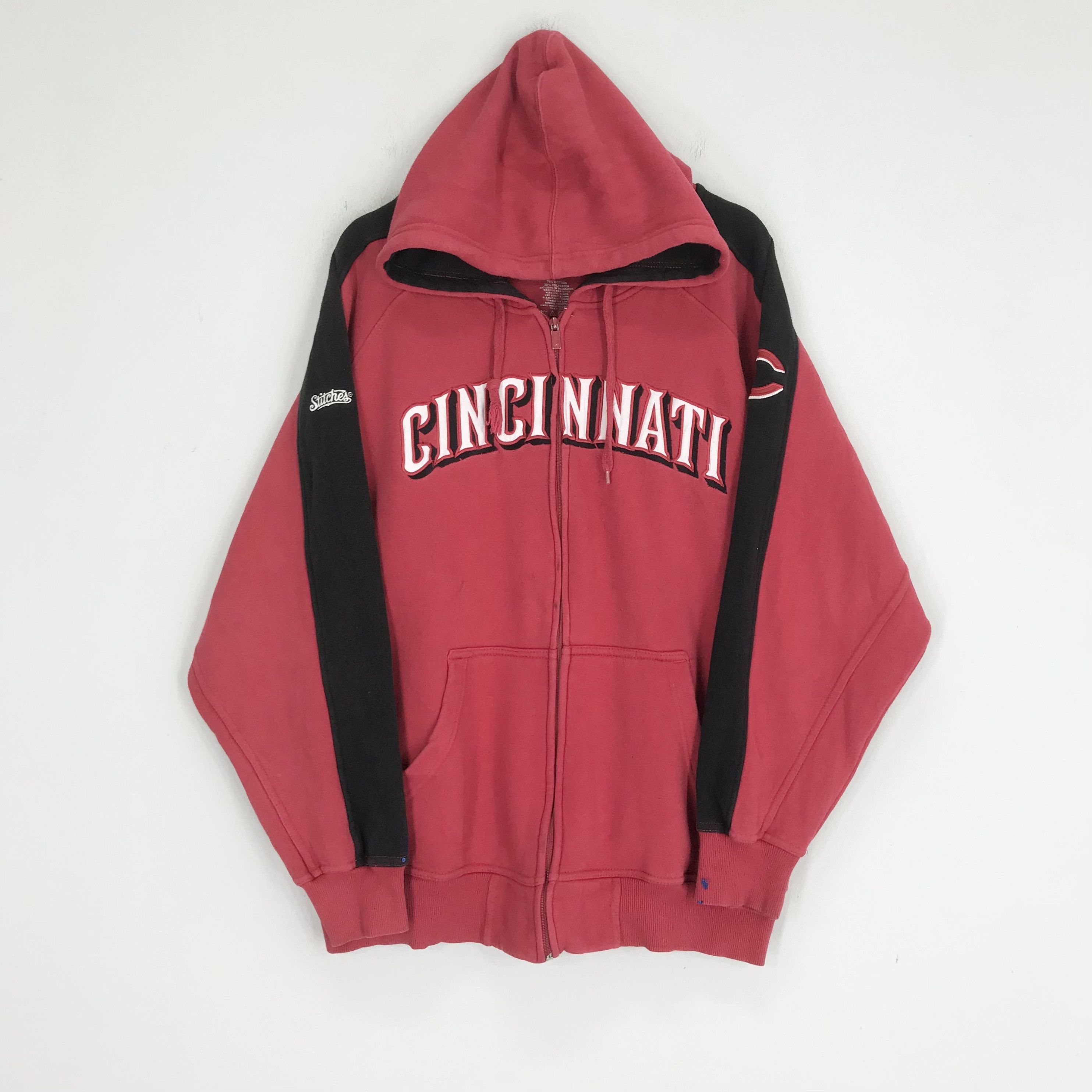 Vintage Y2K Cincinnati Reds Sweater - 127