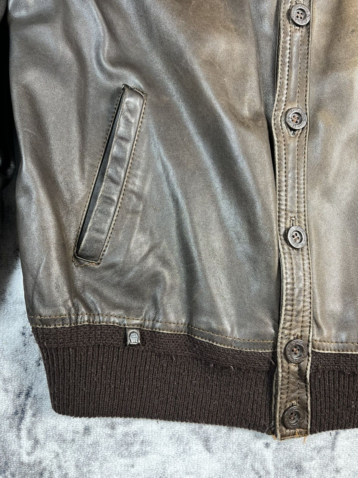 Leather Vintage Leather Bomber Jacket / Brown / Ribbed Trim / Men’s Size US L / EU 52-54 / 3 - 4 Thumbnail