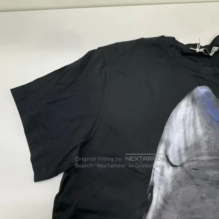 Givenchy Givenchy Shark Print Loose Short-Sleeve T-Shirt. Size US S / EU 44-46 / 1 - 3 Thumbnail