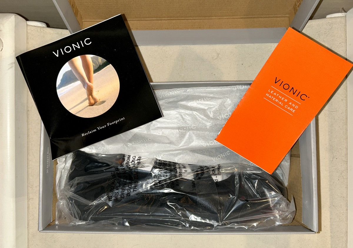 Vionic Vionic “Magnolia Shelby” Suede Orthotic Mary Janes —Size 9 Size US 9 / IT 39 - 14 Thumbnail