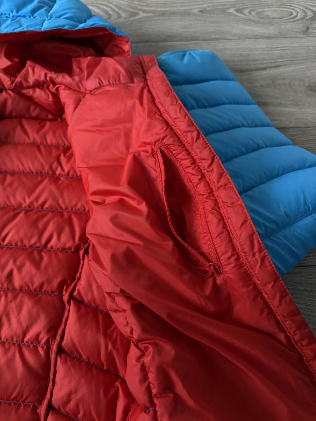 Salomon Salomon Pertex Microlight Eco Insulated Hood Jacket Size M / US 6-8 / IT 42-44 - 21 Thumbnail