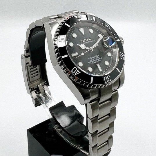 Japanese Brand Seiko Mod Submariner Date Black Dial Oyster Steel Gold Watch Size ONE SIZE - 6 Thumbnail