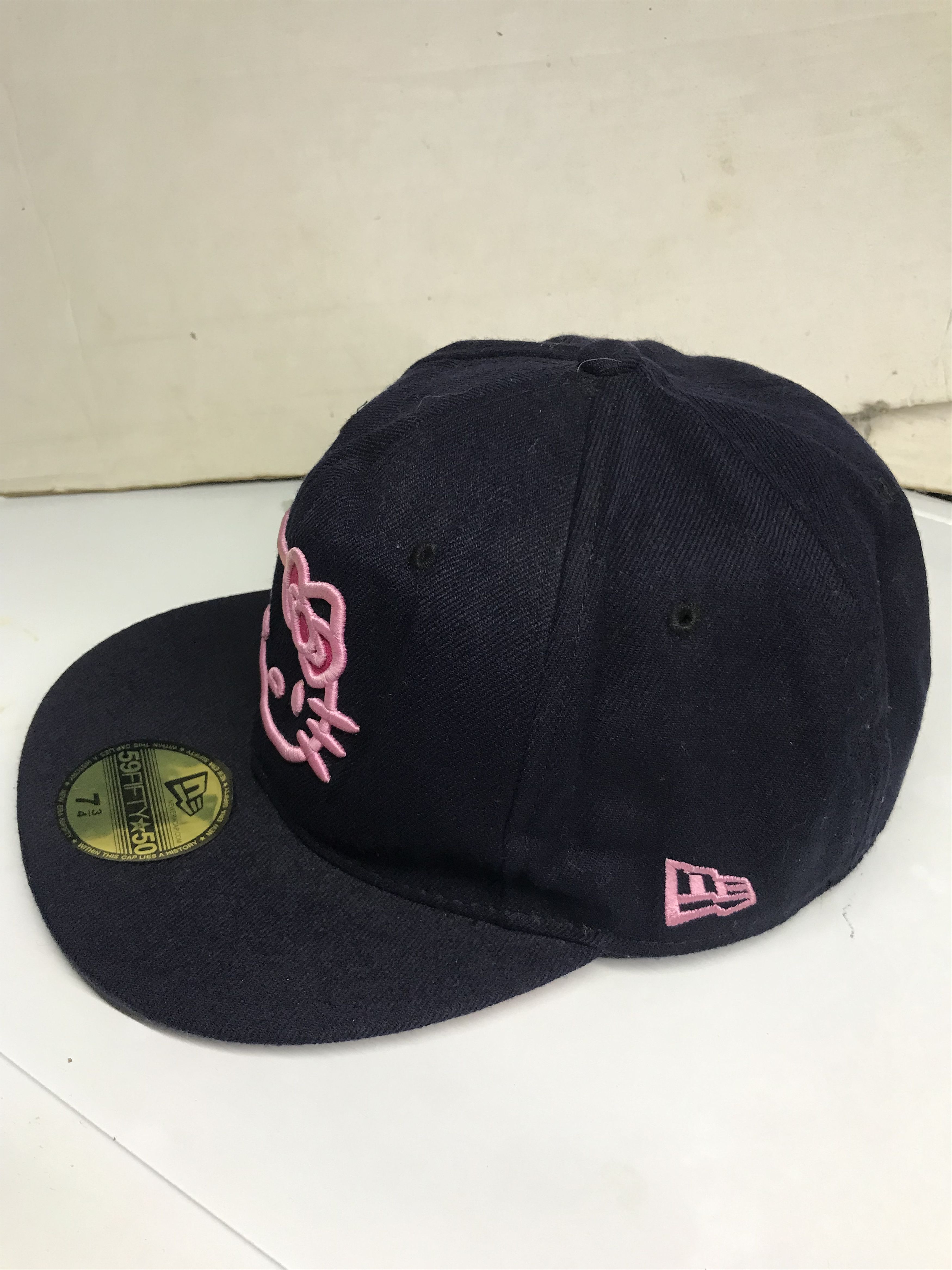 Anime Vintage New Era Hello Kitty Baseball Hat Size ONE SIZE - 2 Thumbnail