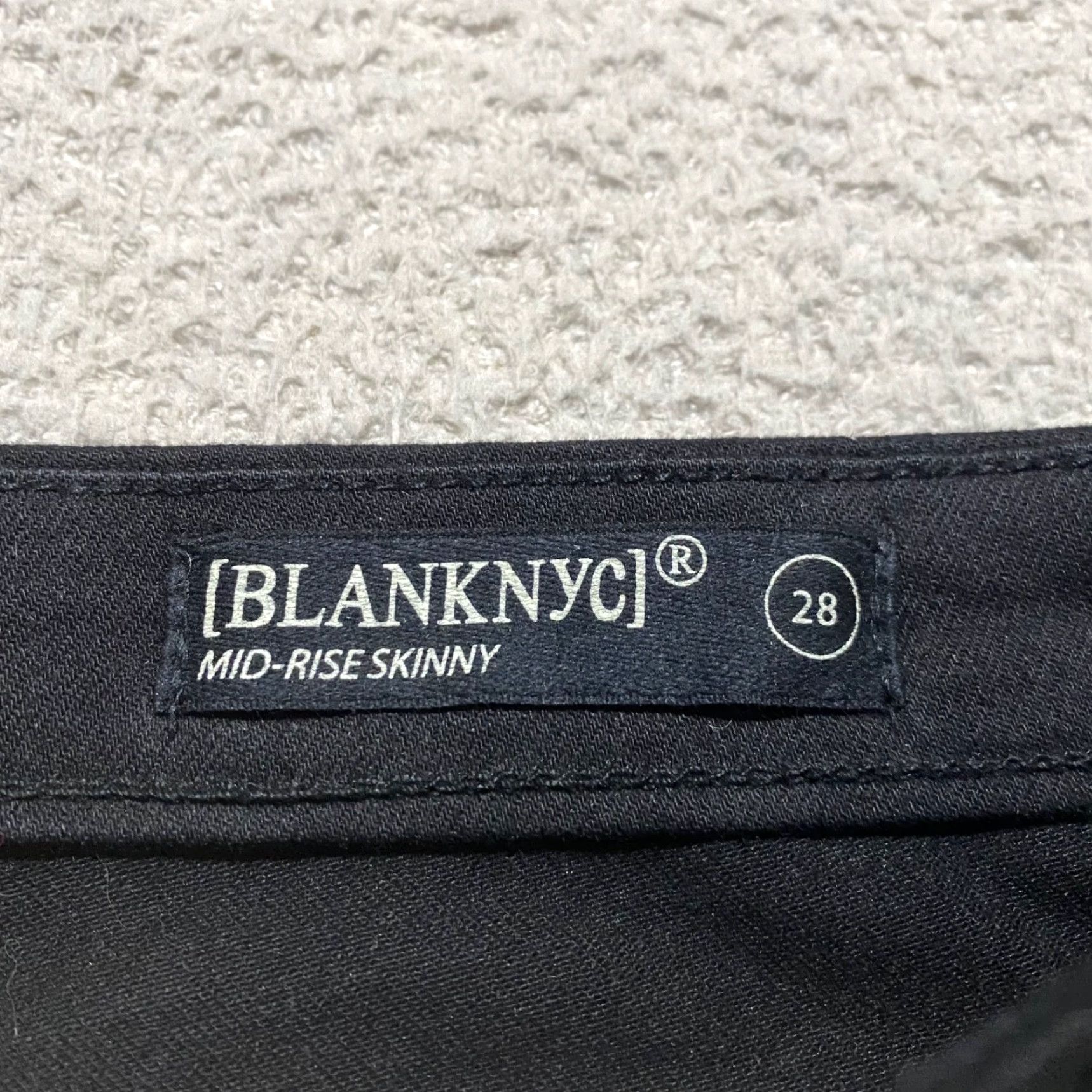 Vintage BLANKNYC Jeans Womens Dark Wash Skinny Distressed Mid Rise 28 Black Denim 5-Pocket Size 27" / US 4 / IT 40 - 3 Thumbnail